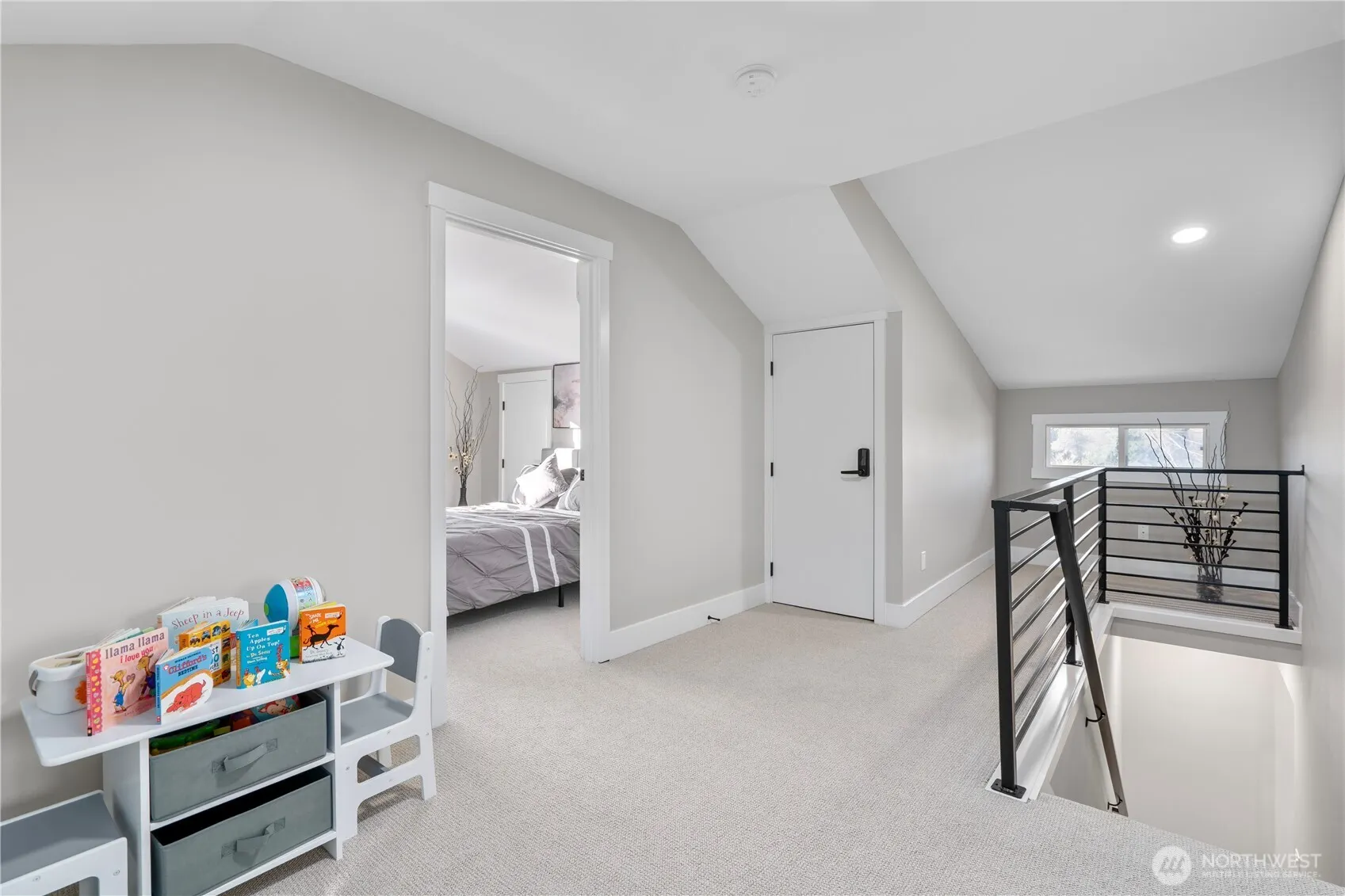7901 16th Avenue SW, Seattle, WA 98106