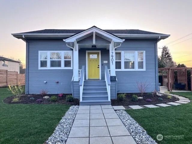 7901 16th Avenue SW, Seattle, WA 98106