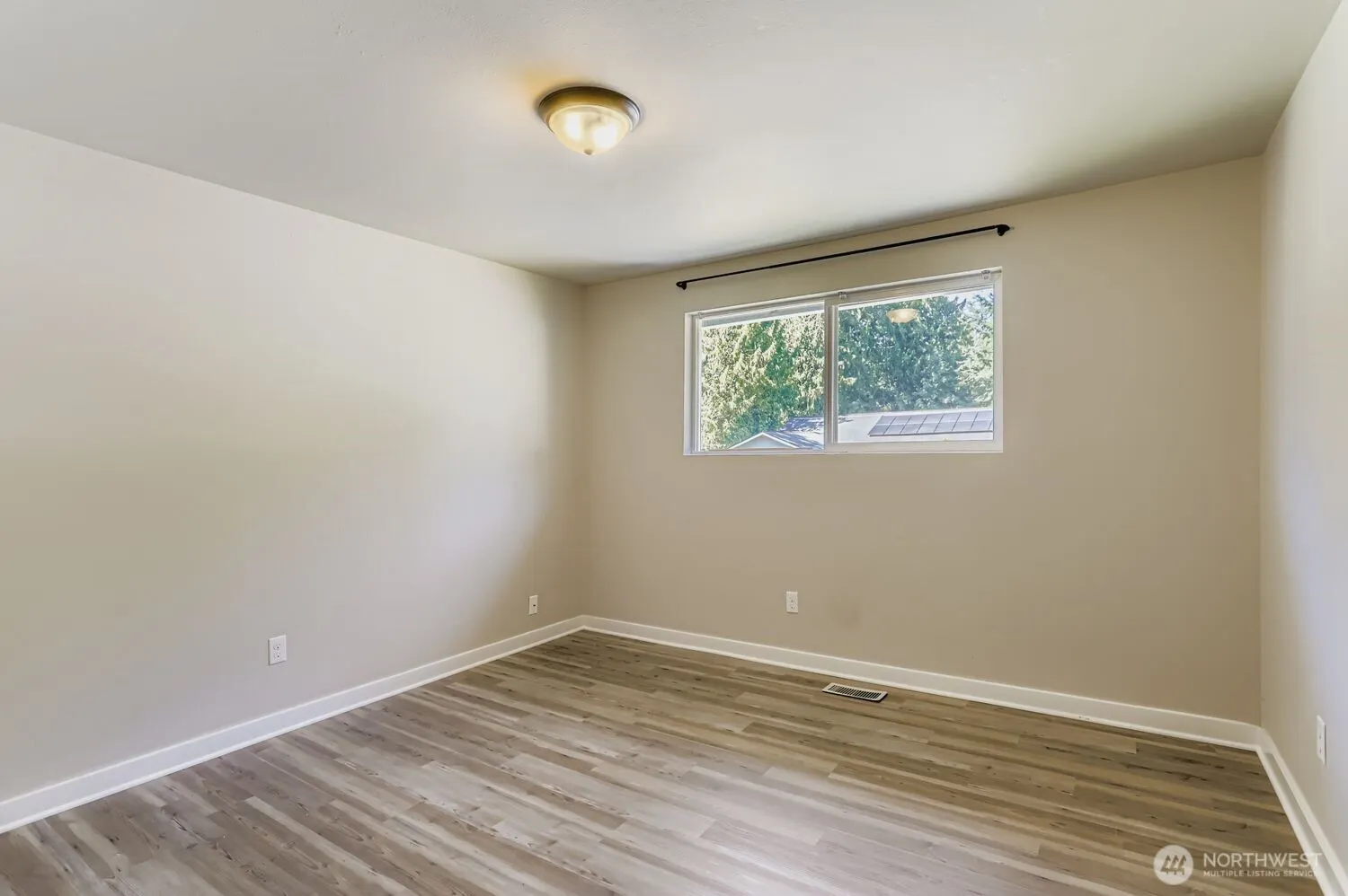 11345 NE 149th Street , Kirkland, WA 98034