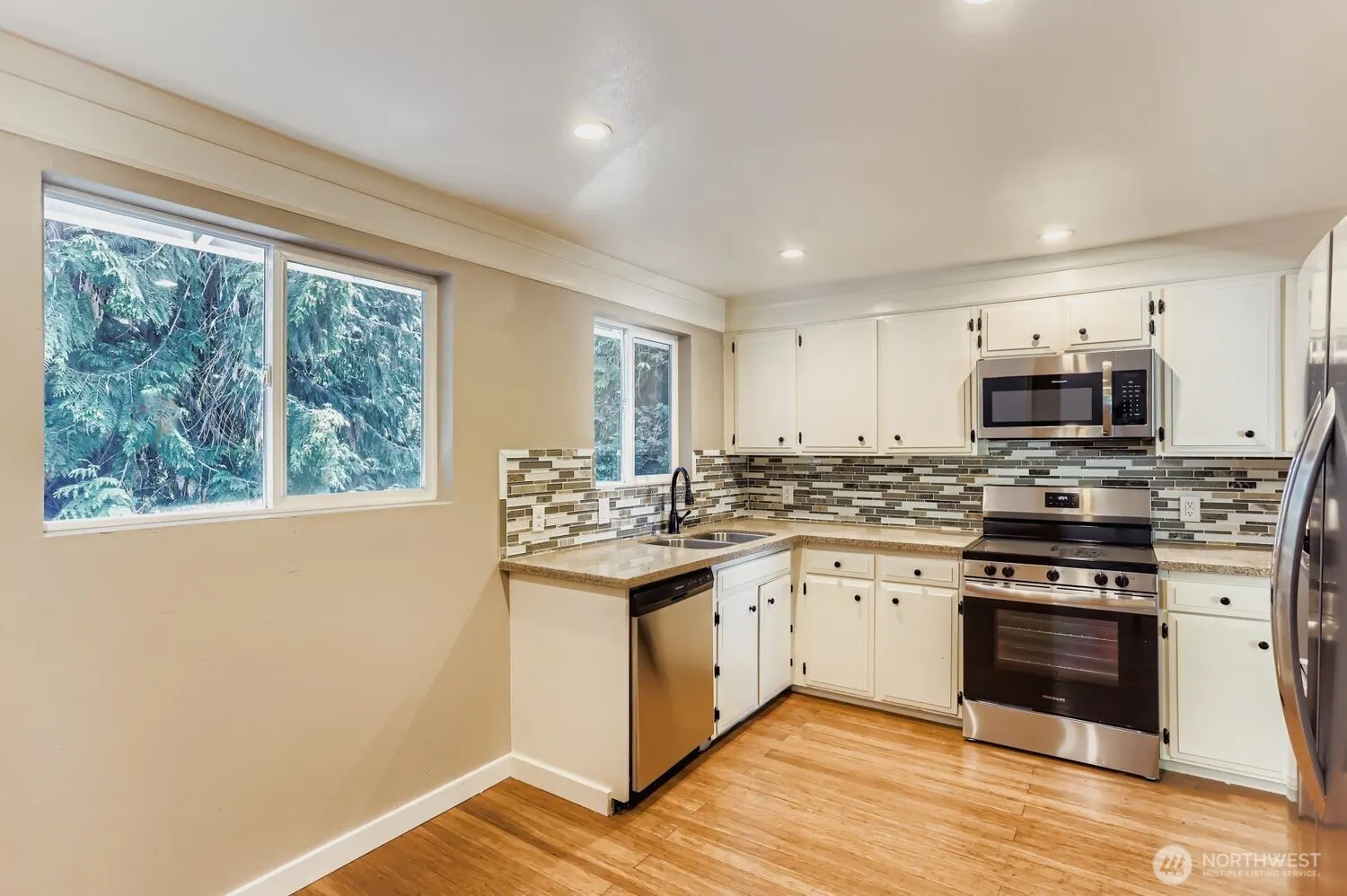 11345 NE 149th Street , Kirkland, WA 98034