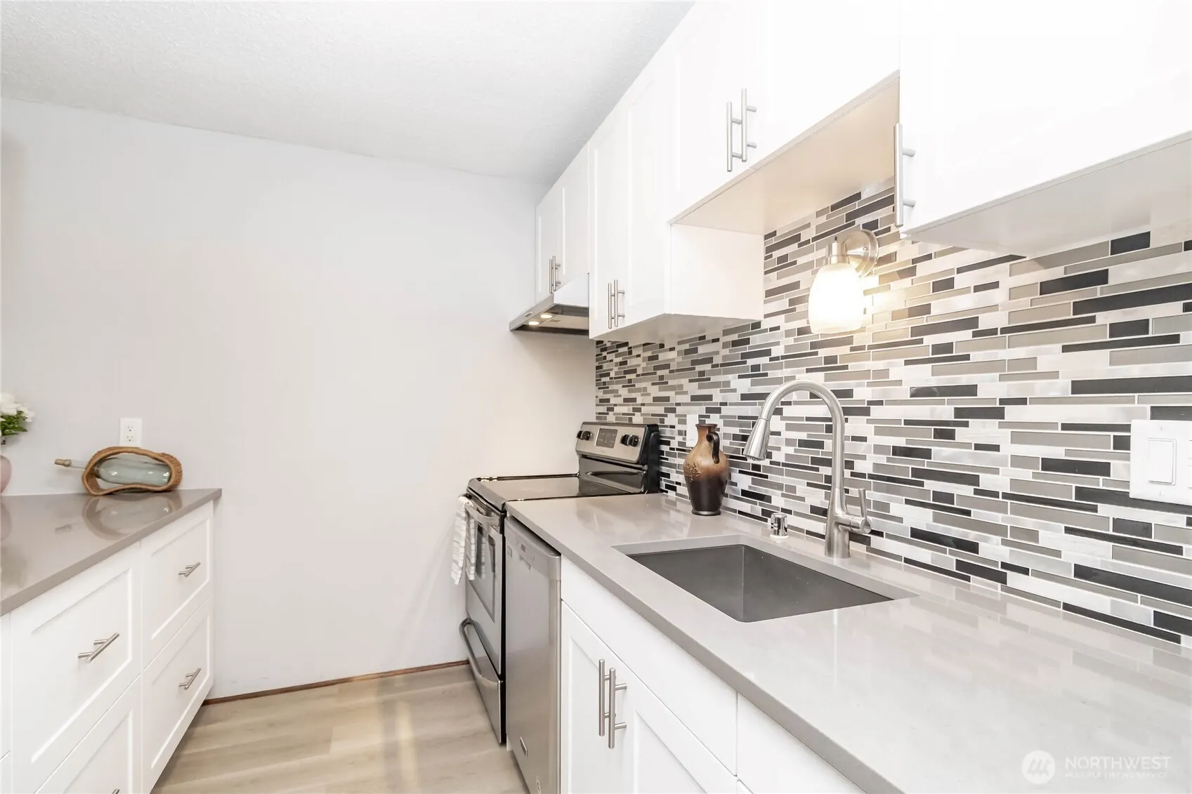 1808 S 118th Street #102, Seattle, WA 98168-1297