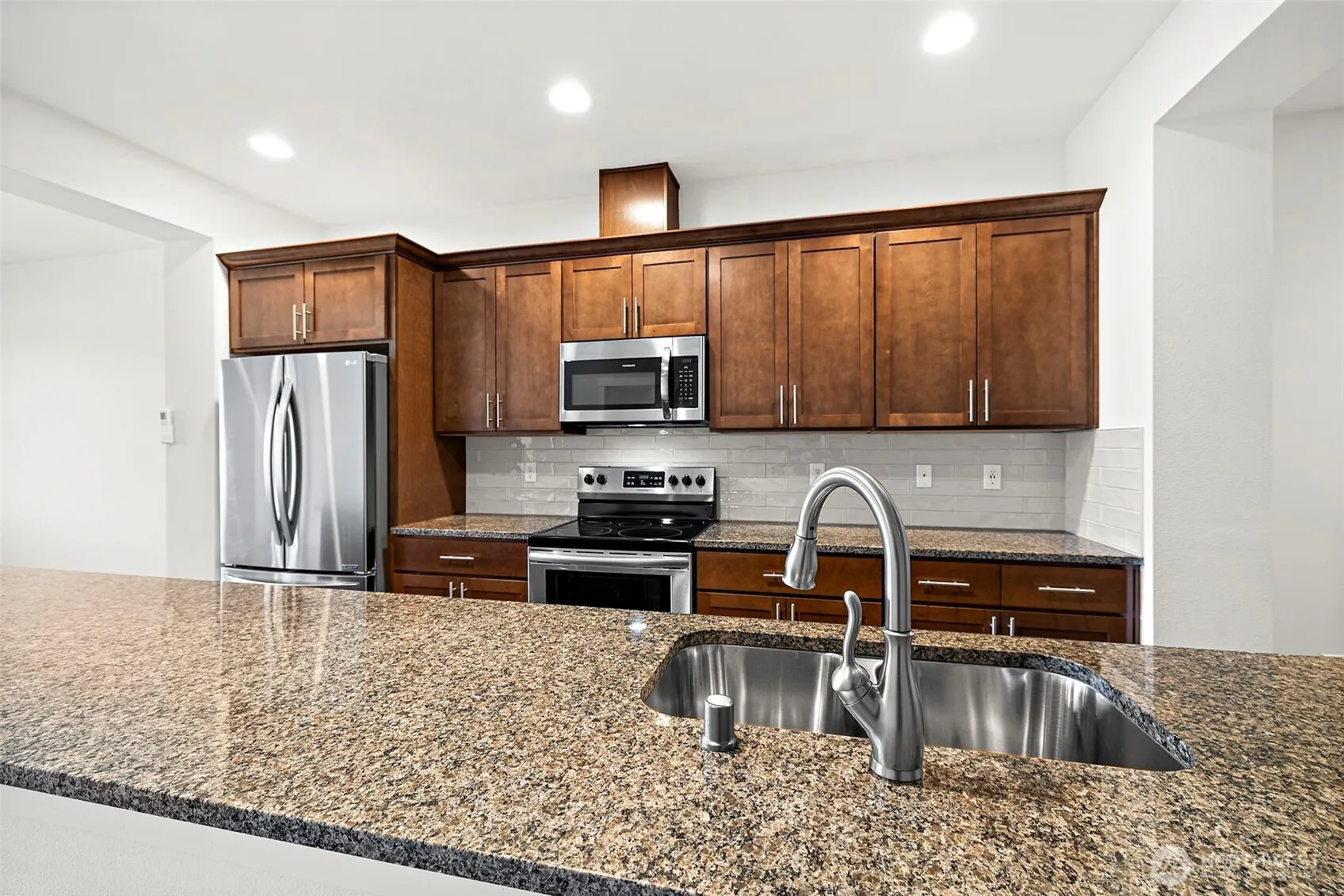 22328 88th Way S #A-105, Kent, WA 98031