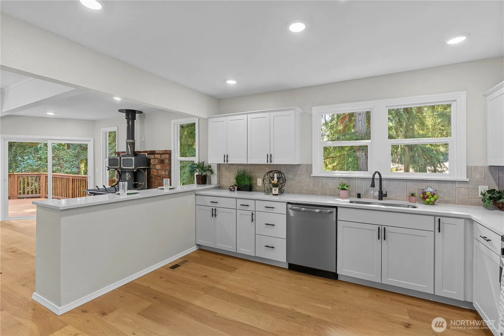 13227 SE 212th Place , Kent, WA 98042