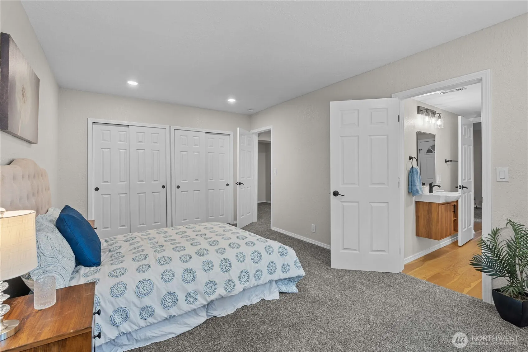 13227 SE 212th Place , Kent, WA 98042
