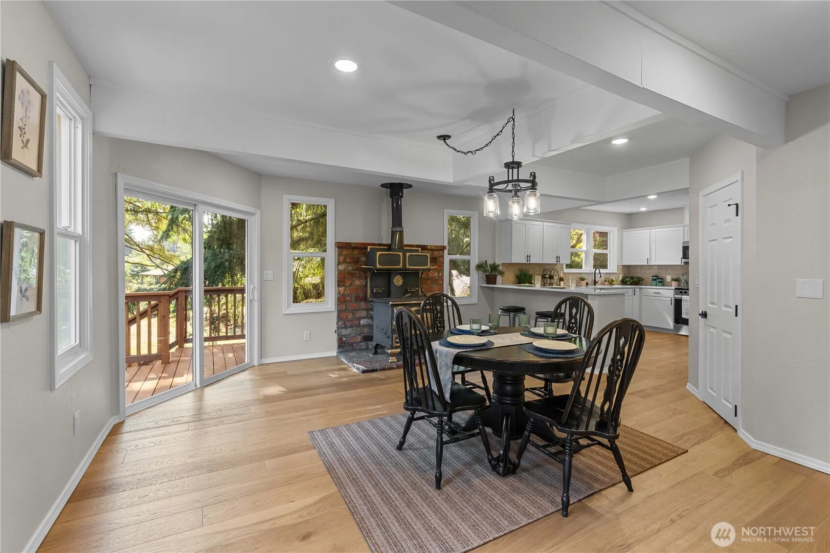 13227 SE 212th Place , Kent, WA 98042