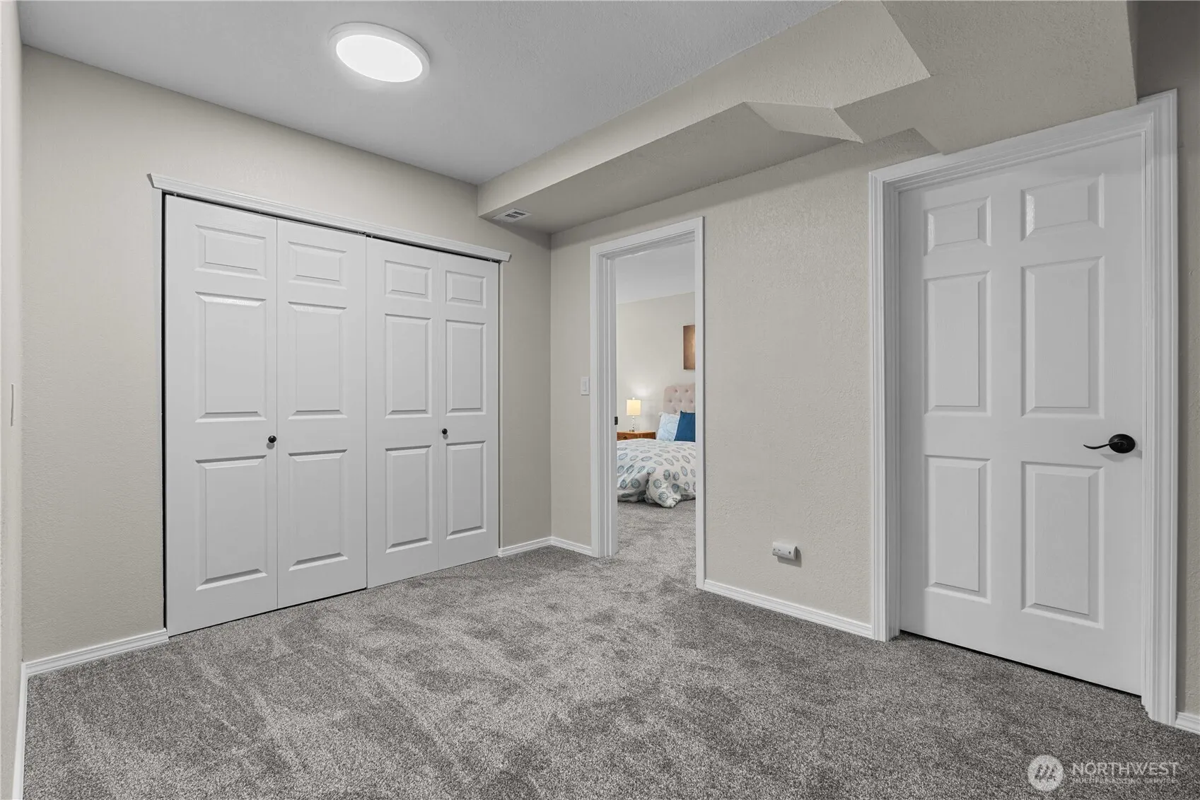 13227 SE 212th Place , Kent, WA 98042