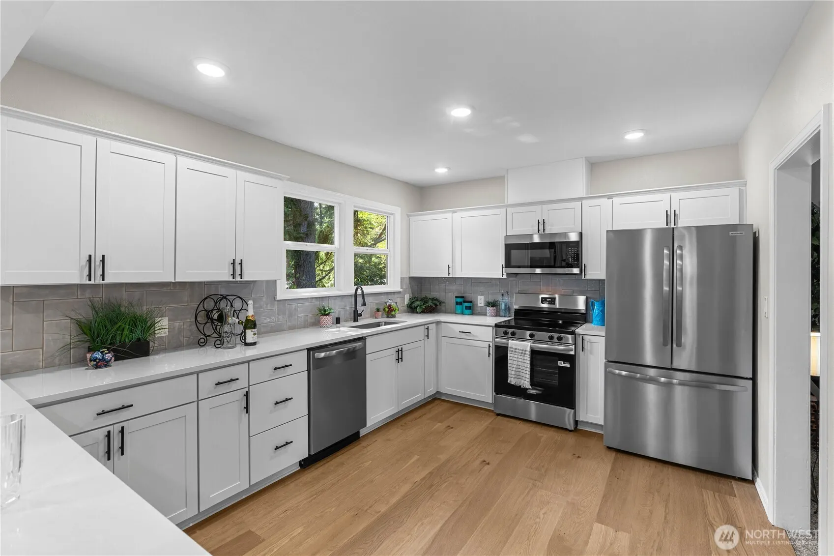 13227 SE 212th Place , Kent, WA 98042