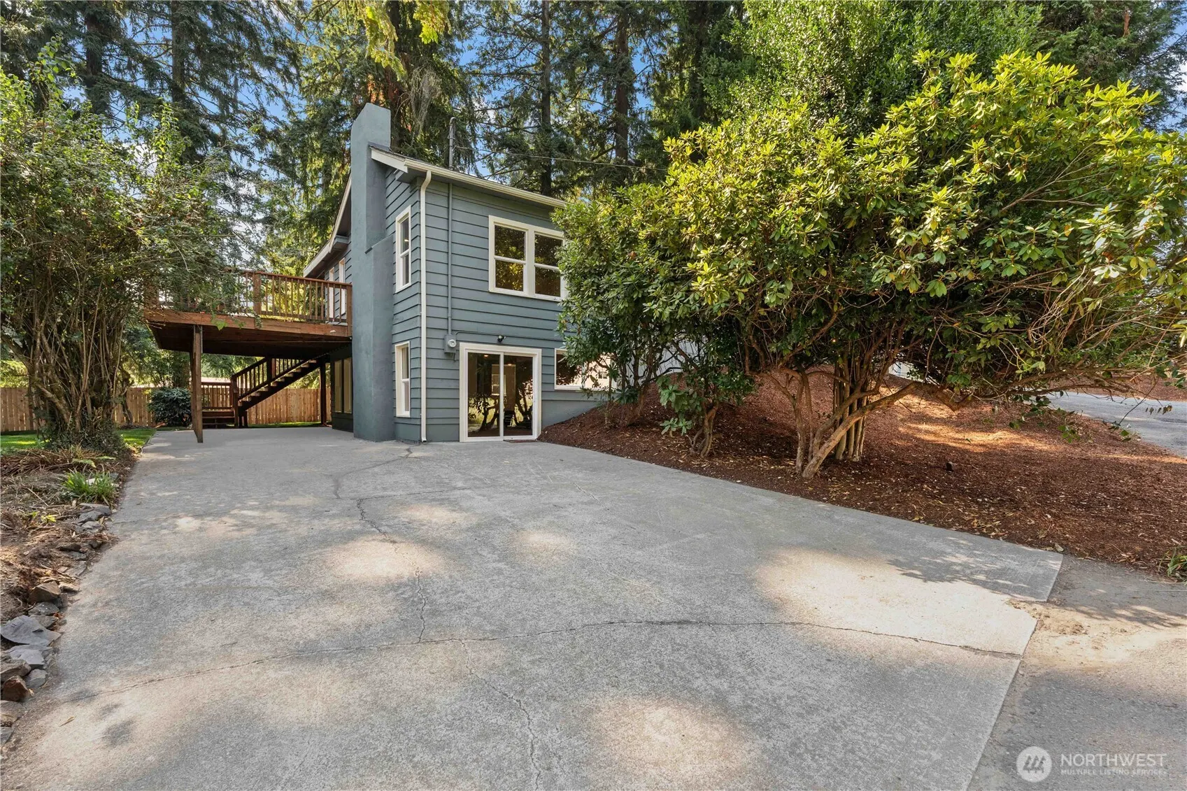 13227 SE 212th Place , Kent, WA 98042