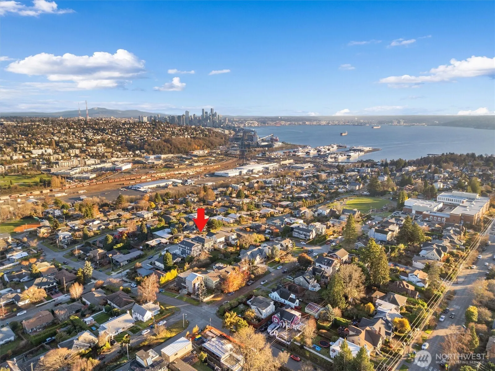 2571 26th Avenue W, Seattle, WA 98199