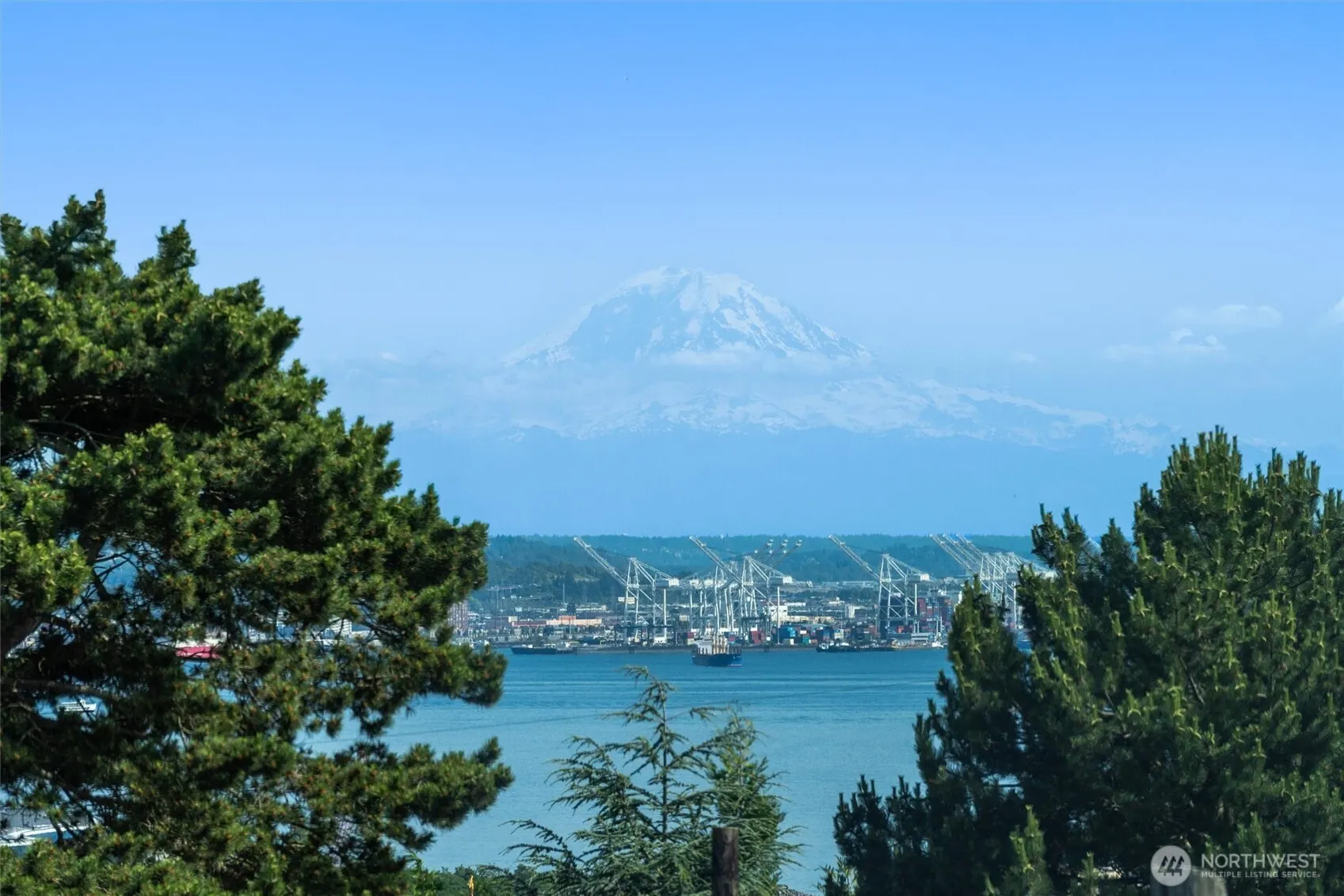 2571 26th Avenue W, Seattle, WA 98199