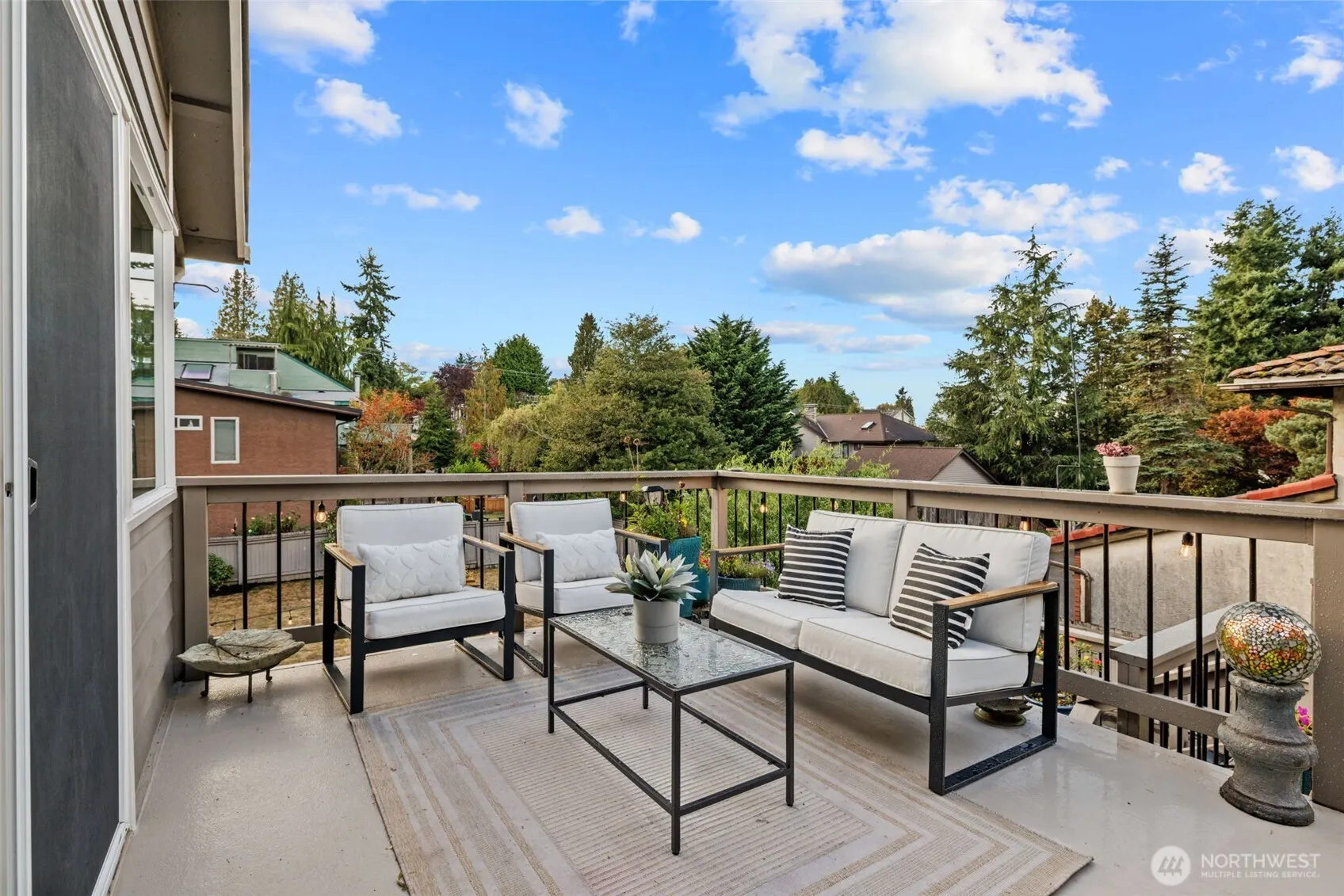 2738 NW 90th Street , Seattle, WA 98117