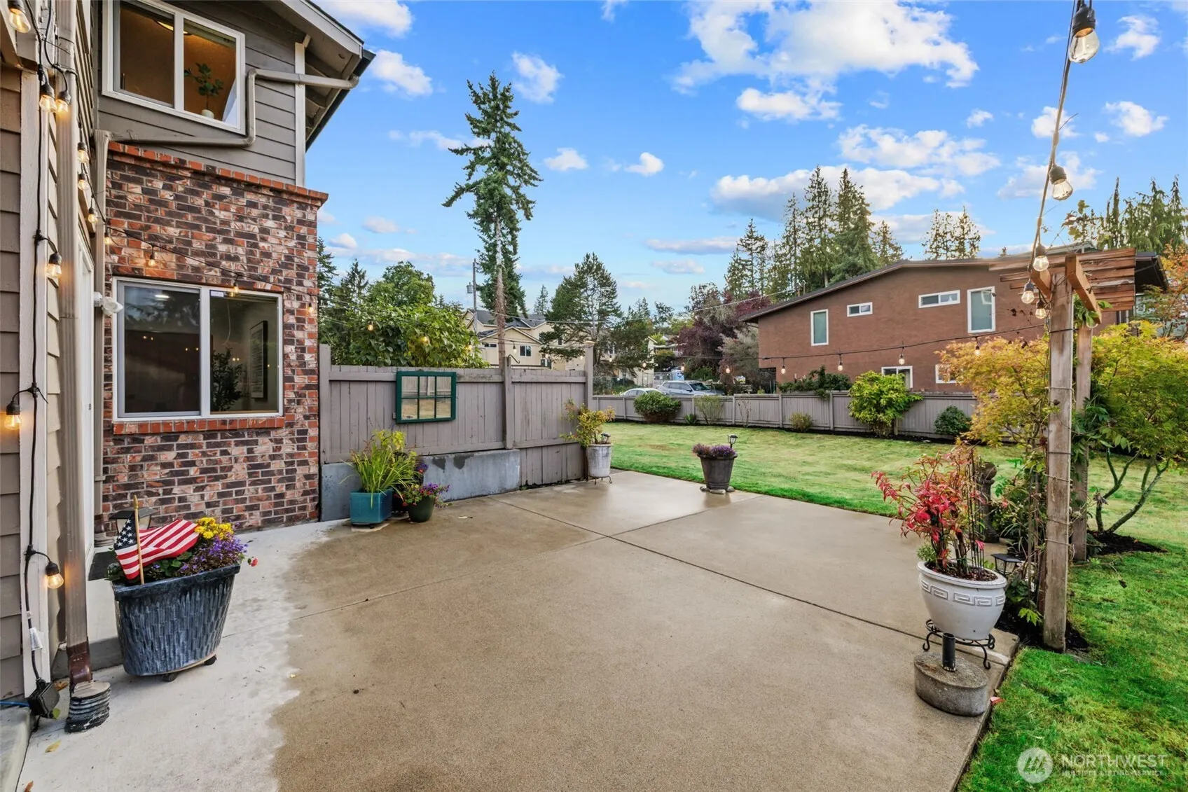 2738 NW 90th Street , Seattle, WA 98117