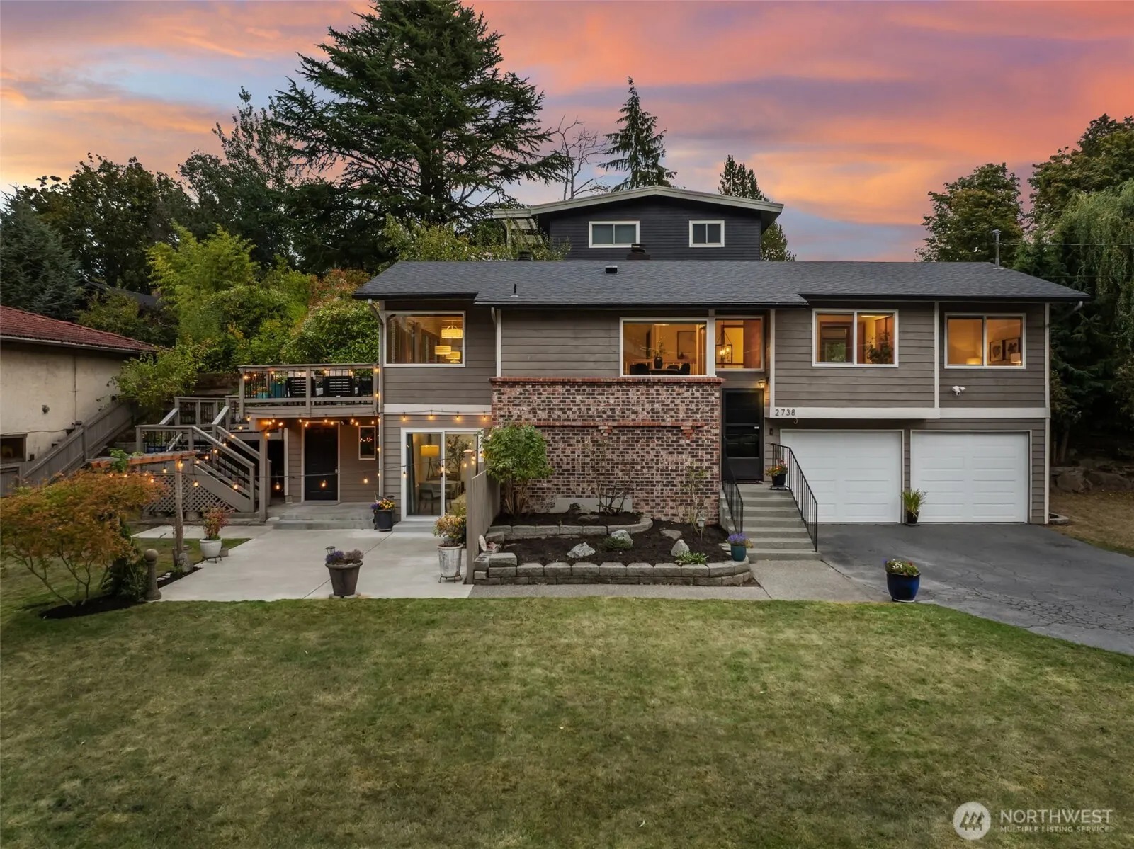 2738 NW 90th Street , Seattle, WA 98117