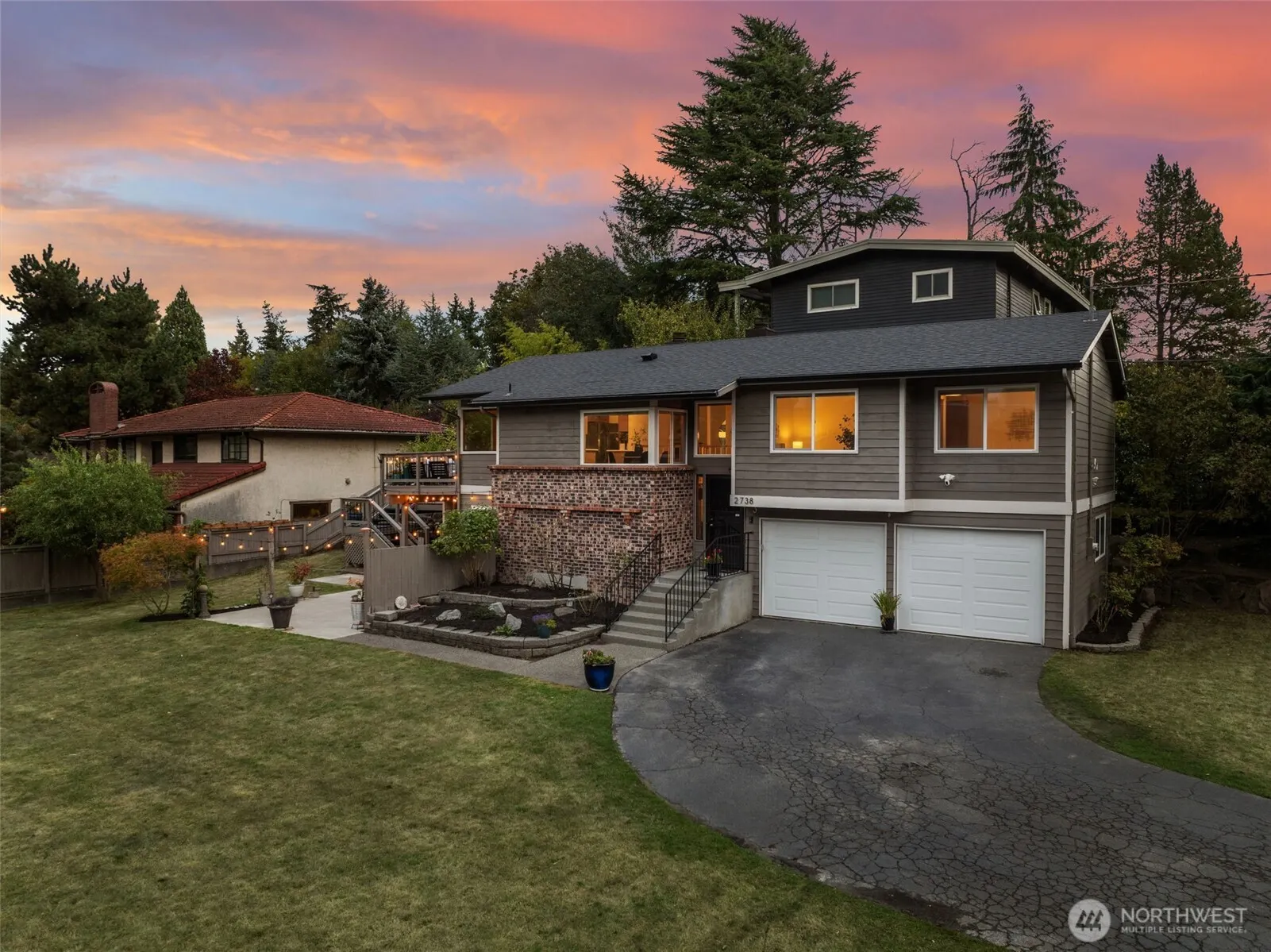 2738 NW 90th Street , Seattle, WA 98117