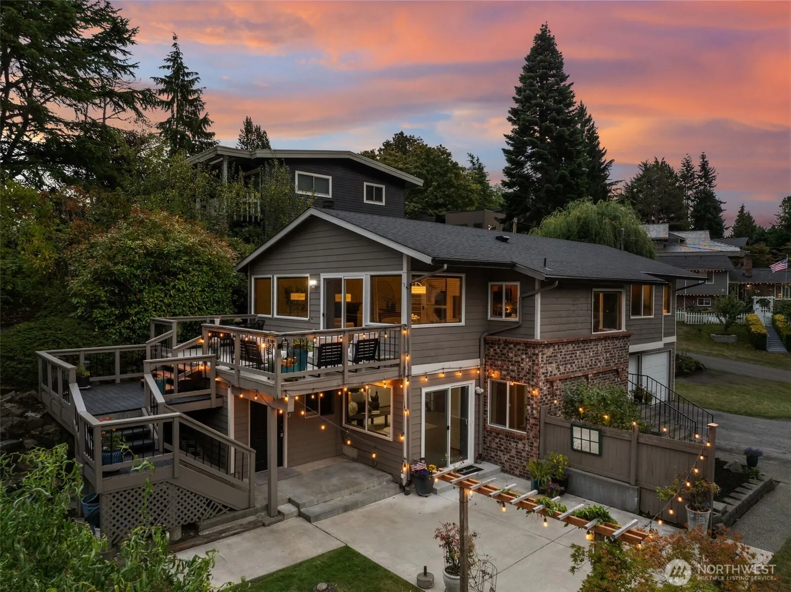 2738 NW 90th Street , Seattle, WA 98117