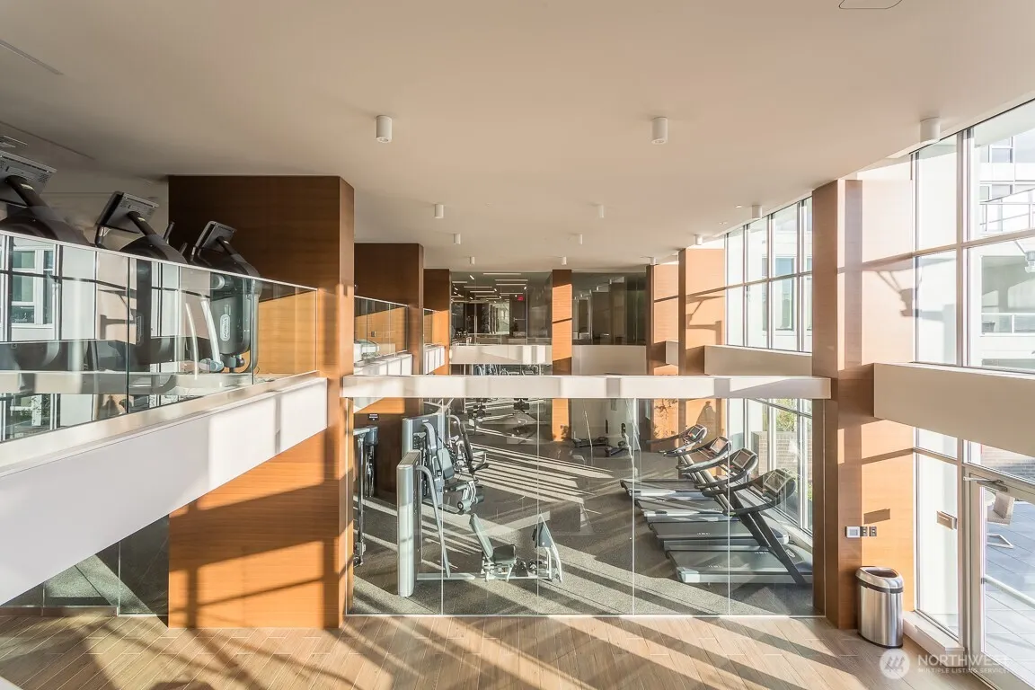 588 Bell Street #1804S, Seattle, WA 98121