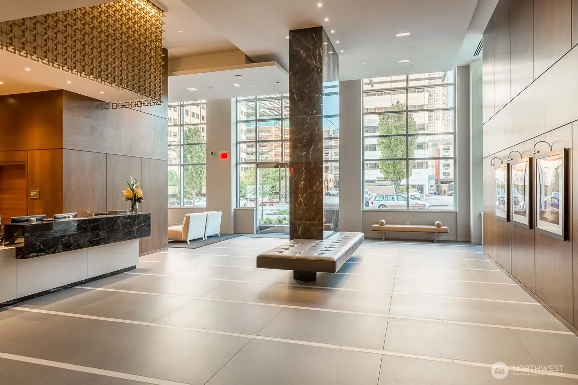 588 Bell Street #1804S, Seattle, WA 98121