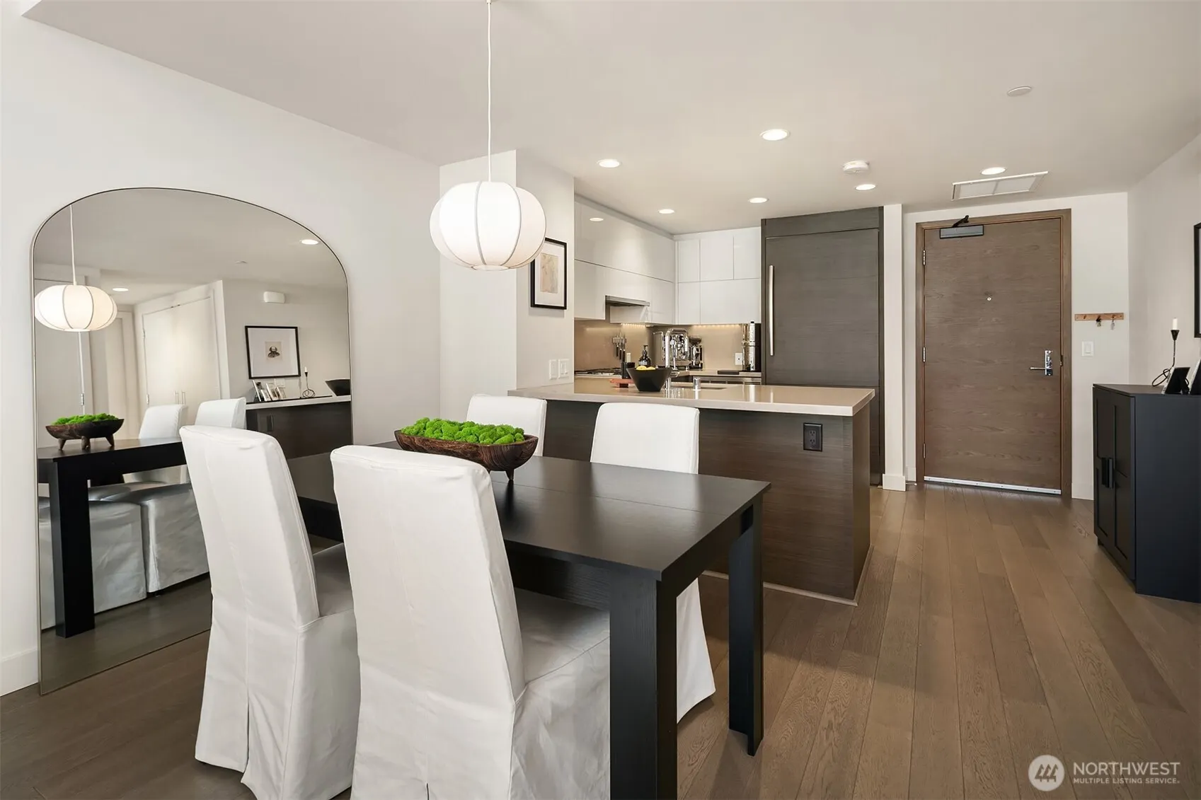 588 Bell Street #1804S, Seattle, WA 98121