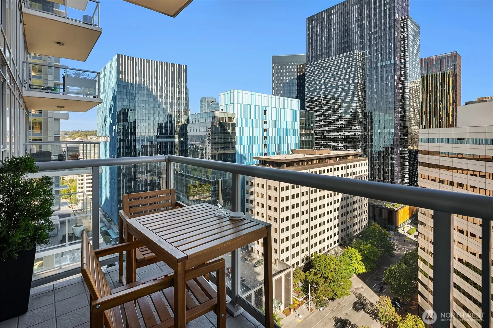 588 Bell Street #1804S, Seattle, WA 98121