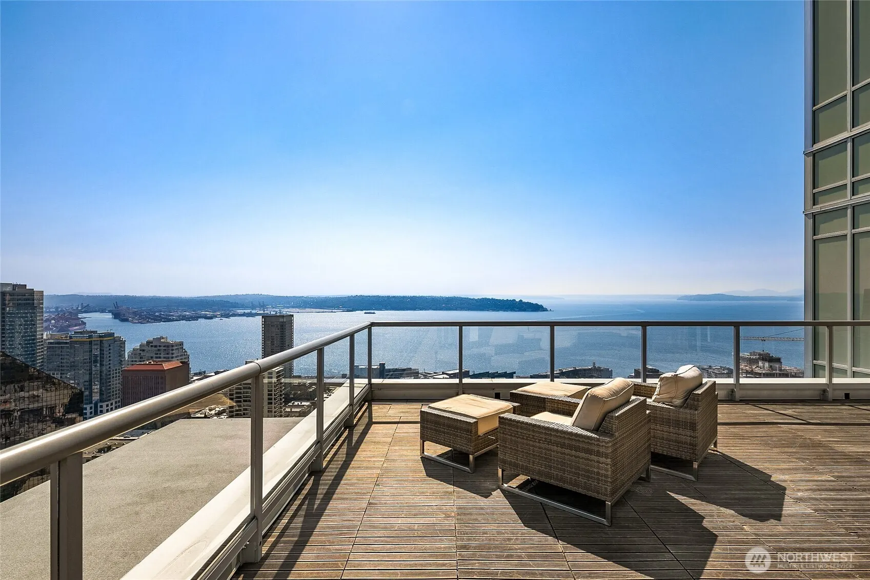 588 Bell Street #1804S, Seattle, WA 98121