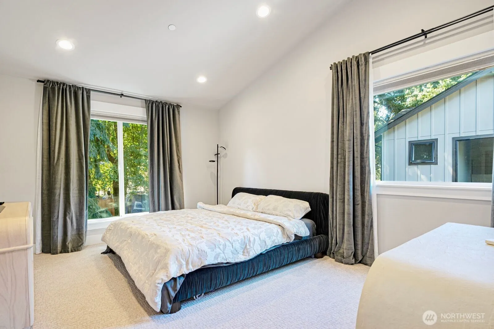 10931 NE 133rd Street , Kirkland, WA 98034