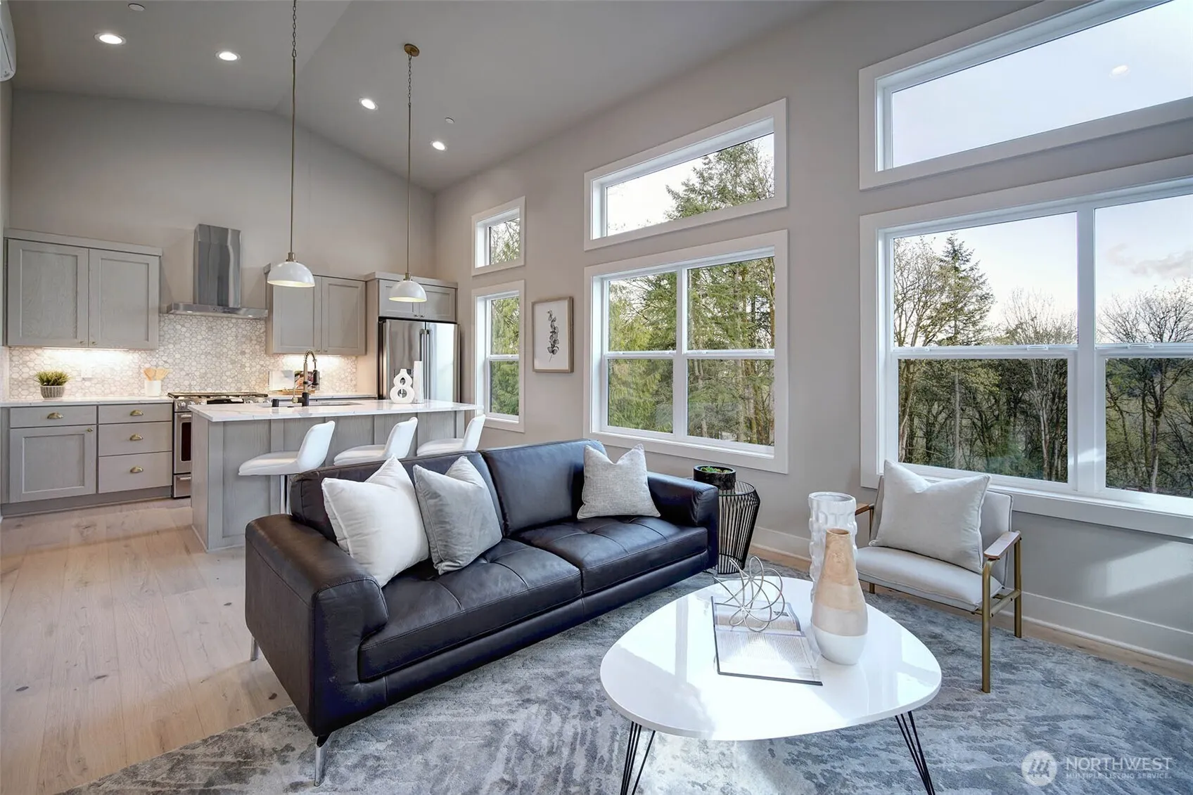 432 20th Ave , Kirkland, WA 98033