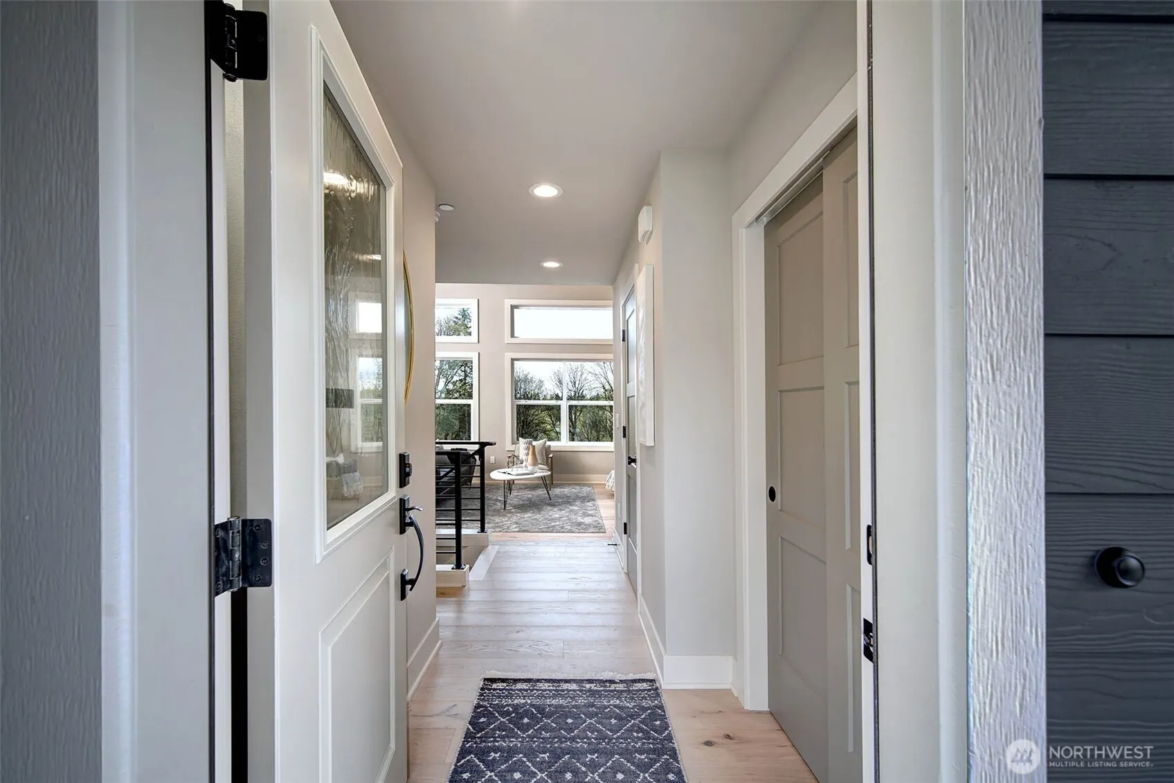 432 20th Ave , Kirkland, WA 98033