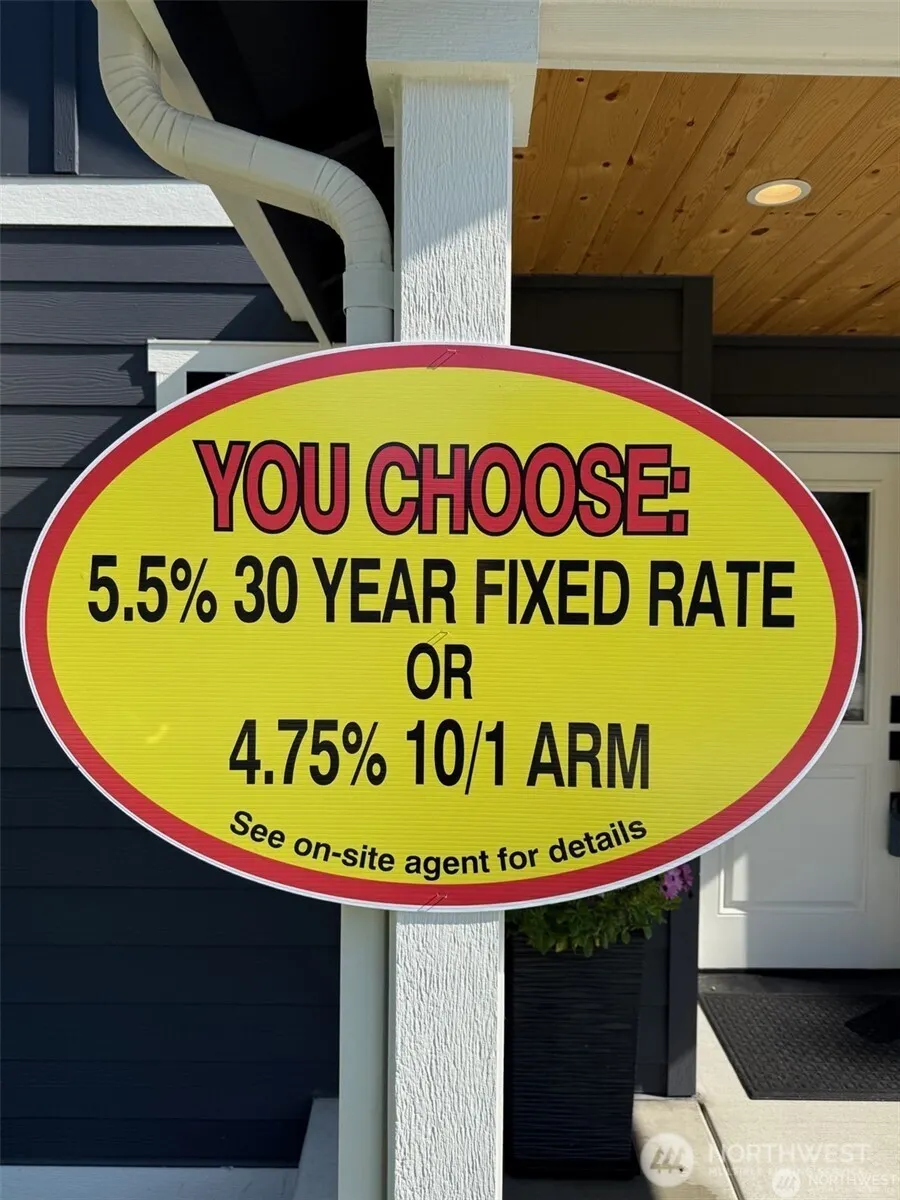 432 20th Ave , Kirkland, WA 98033