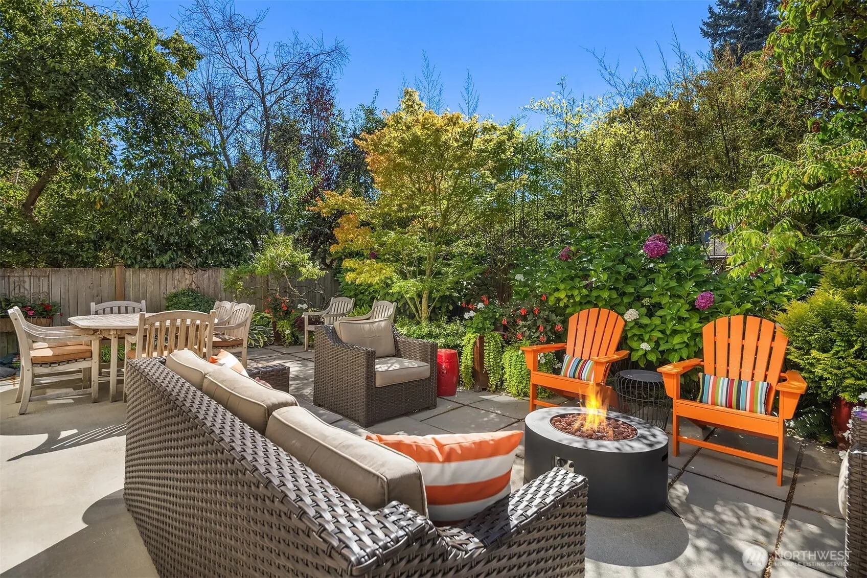 7511 3rd Avenue NW, Seattle, WA 98117