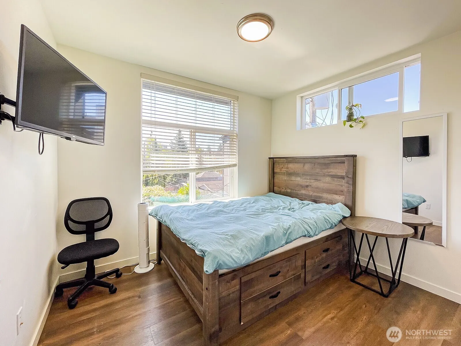 1017 NE 55TH Street , Seattle, WA 98105