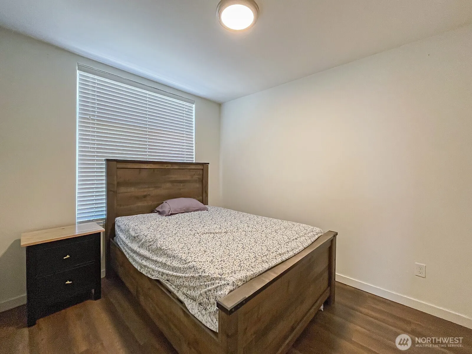 1017 NE 55TH Street , Seattle, WA 98105