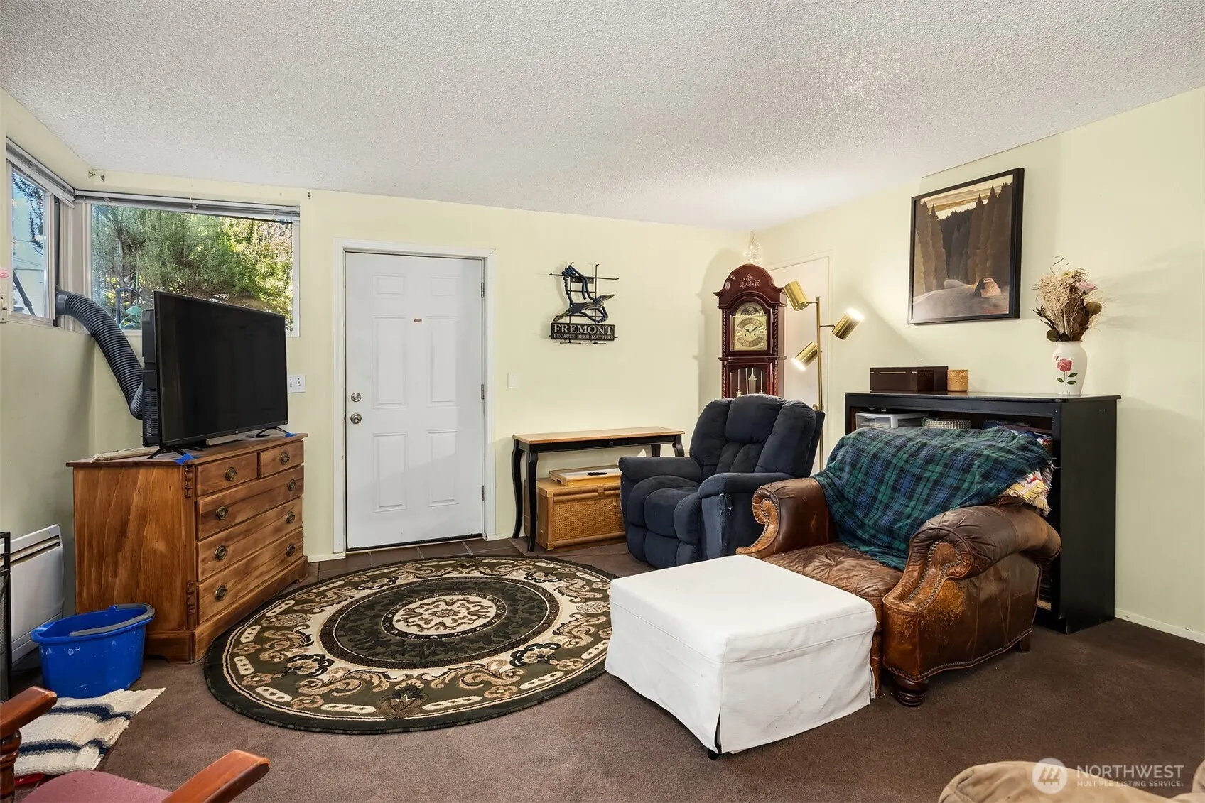 5506 7th Avenue NW, Seattle, WA 98107