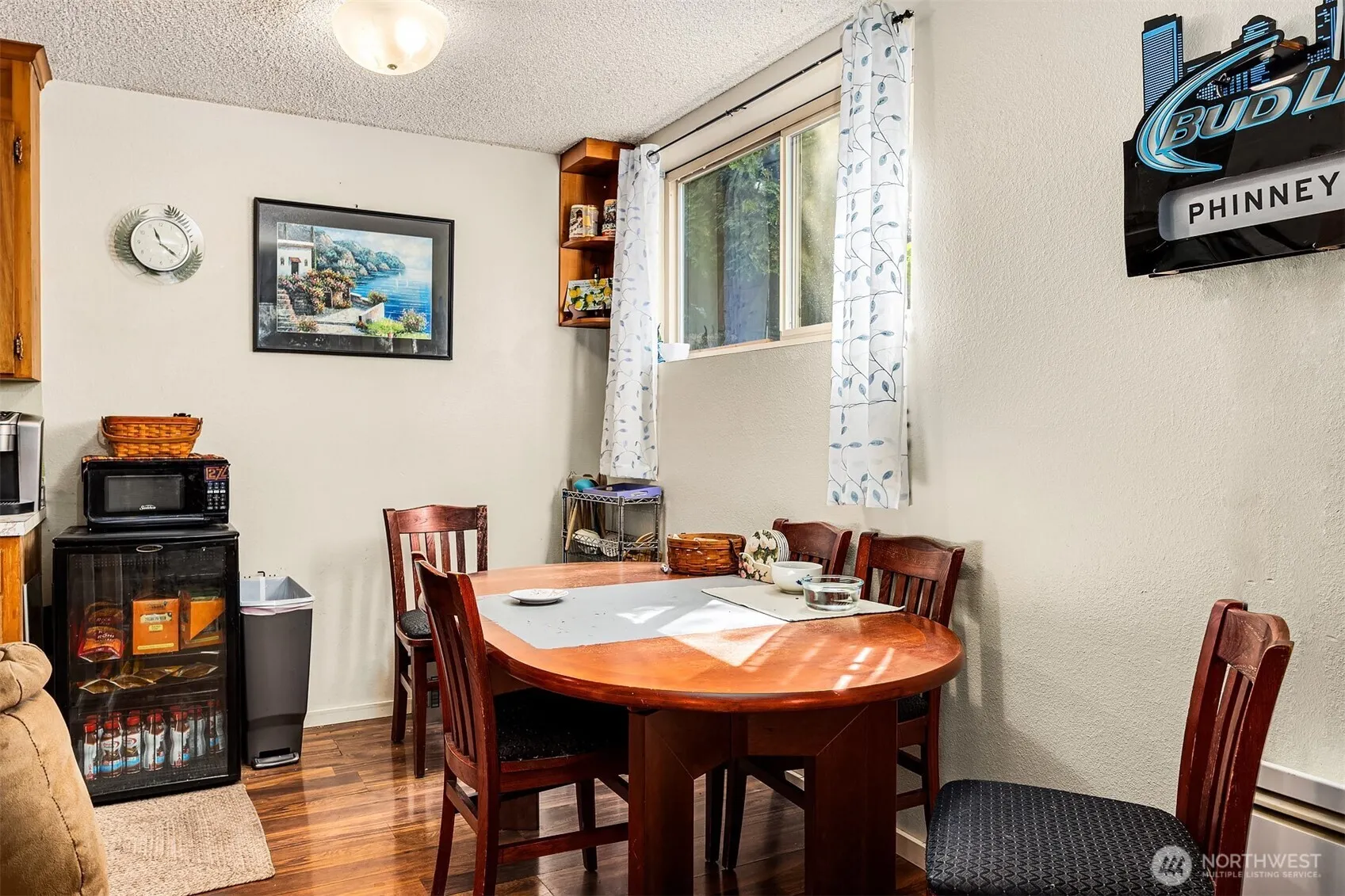 5506 7th Avenue NW, Seattle, WA 98107