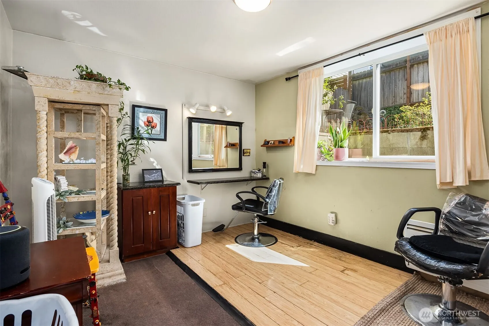 5506 7th Avenue NW, Seattle, WA 98107