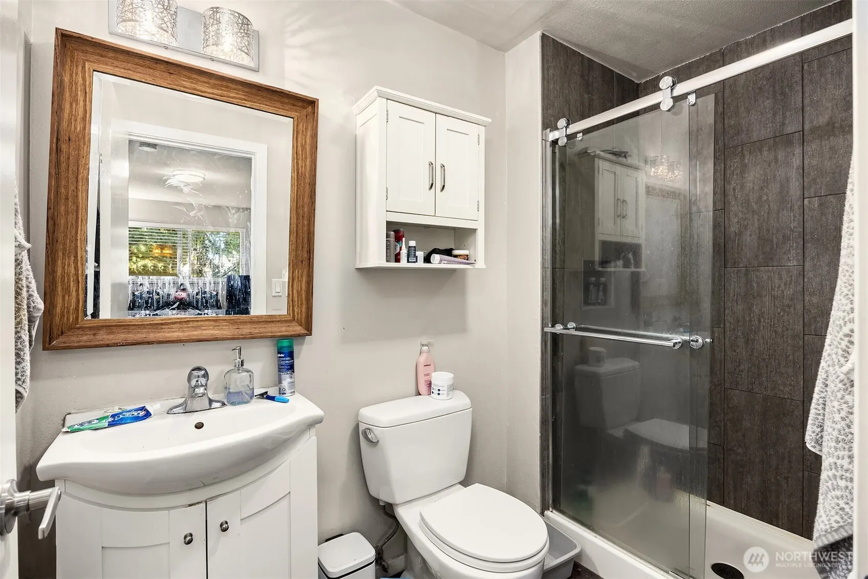 5506 7th Avenue NW, Seattle, WA 98107