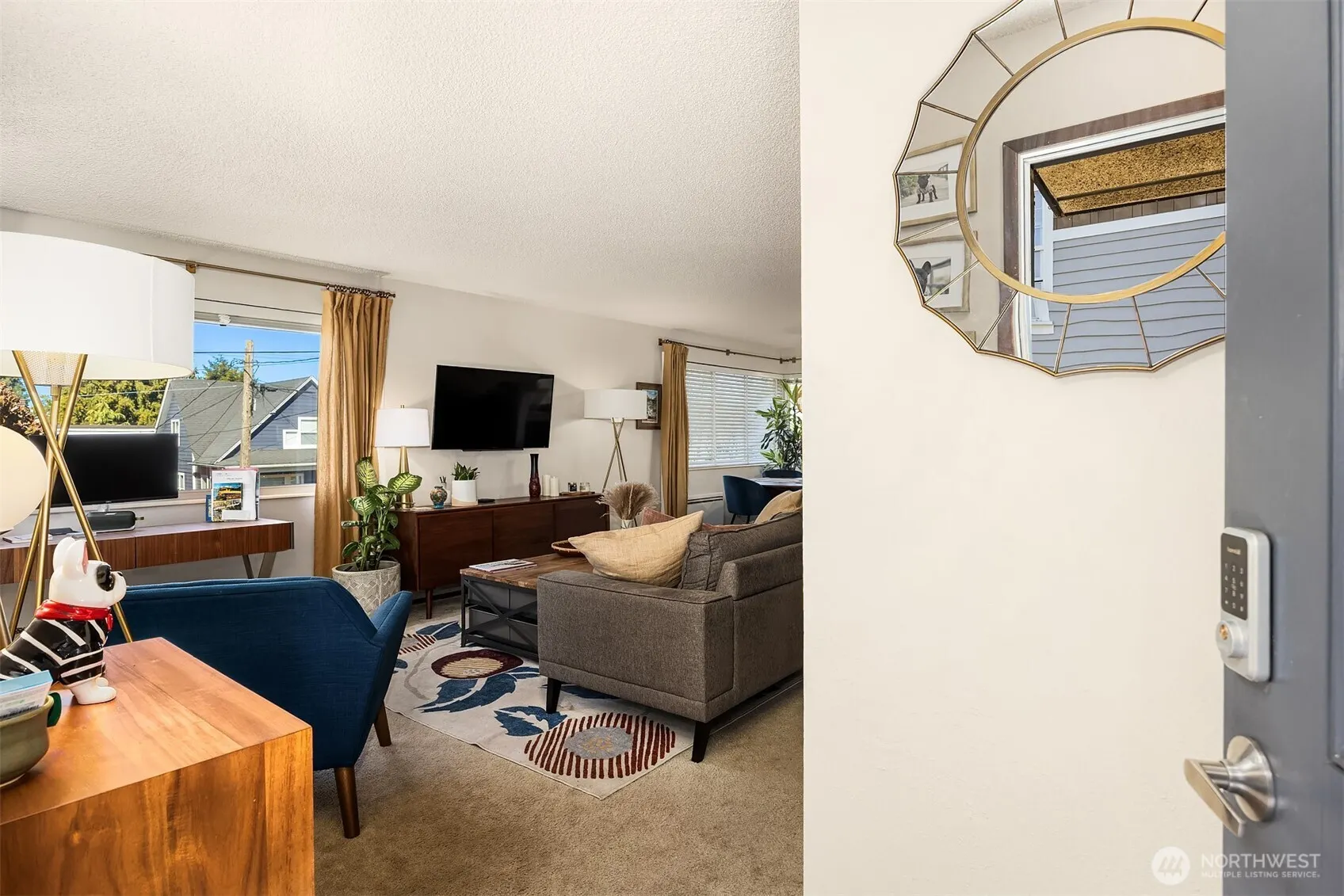 5506 7th Avenue NW, Seattle, WA 98107