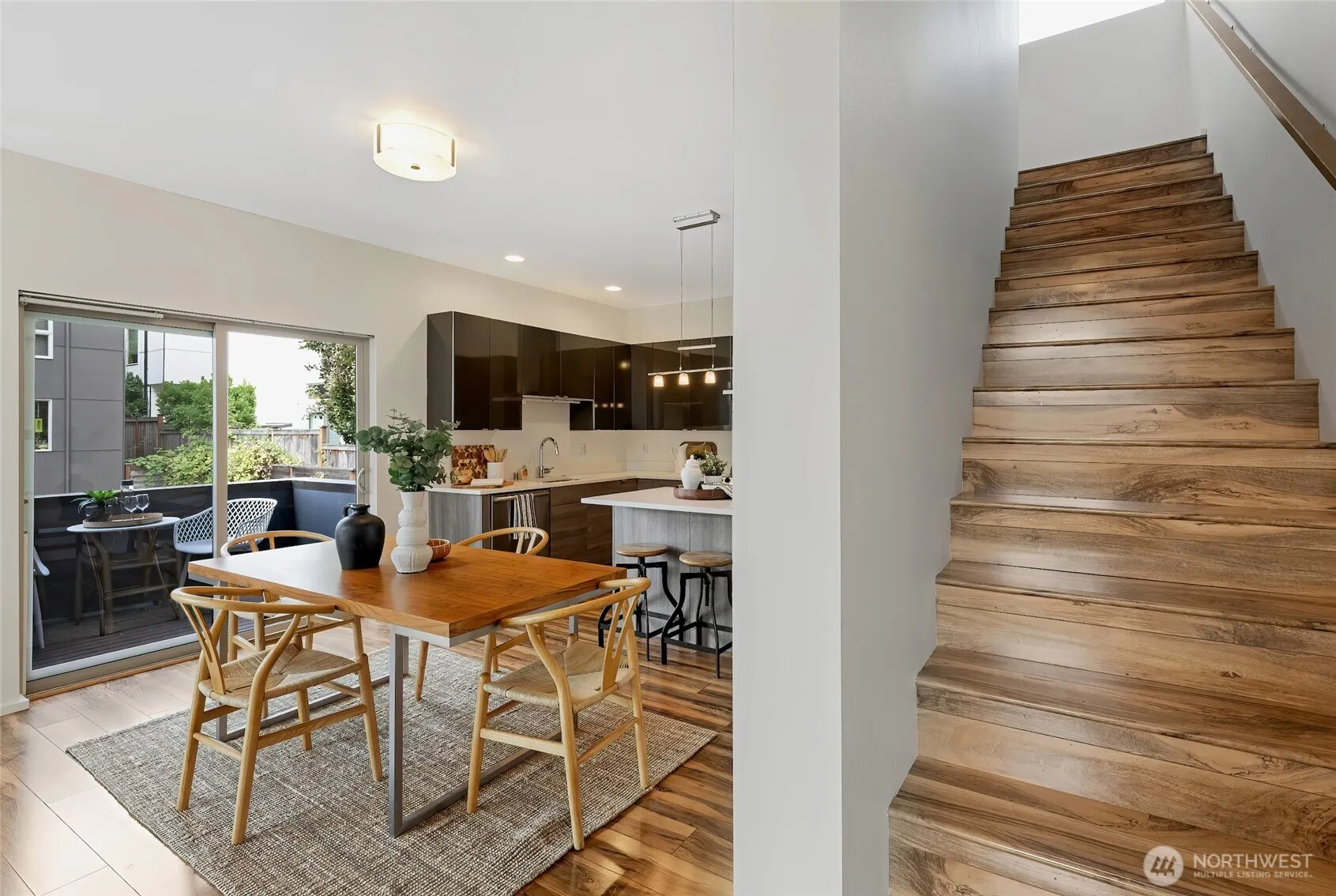 2510 S Dearborn Street , Seattle, WA 98144