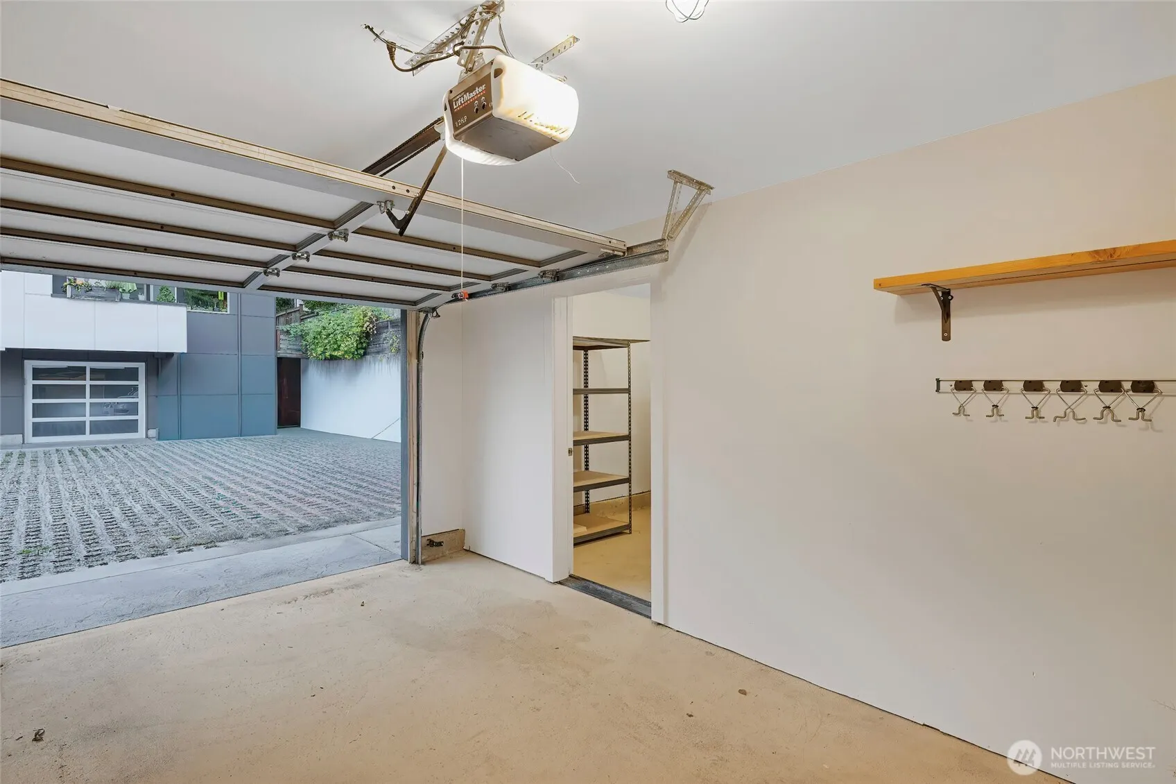 2510 S Dearborn Street , Seattle, WA 98144