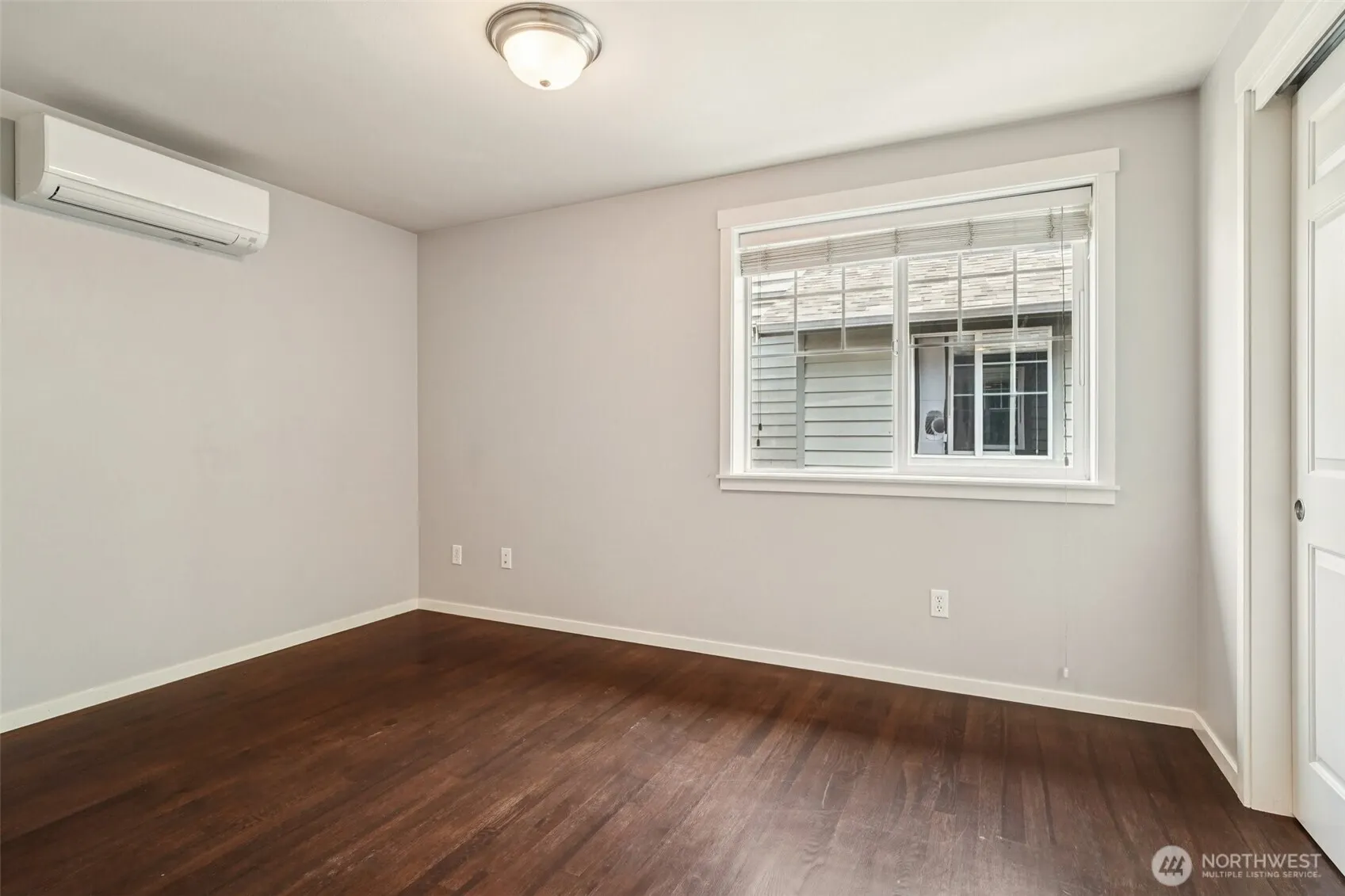 6562 5th Avenue NE #C, Seattle, WA 98115
