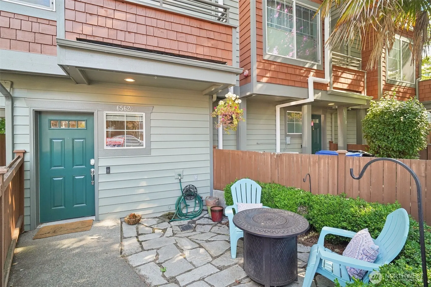 6562 5th Avenue NE #C, Seattle, WA 98115