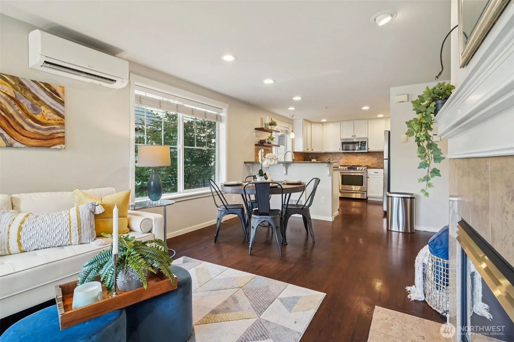 6562 5th Avenue NE #C, Seattle, WA 98115