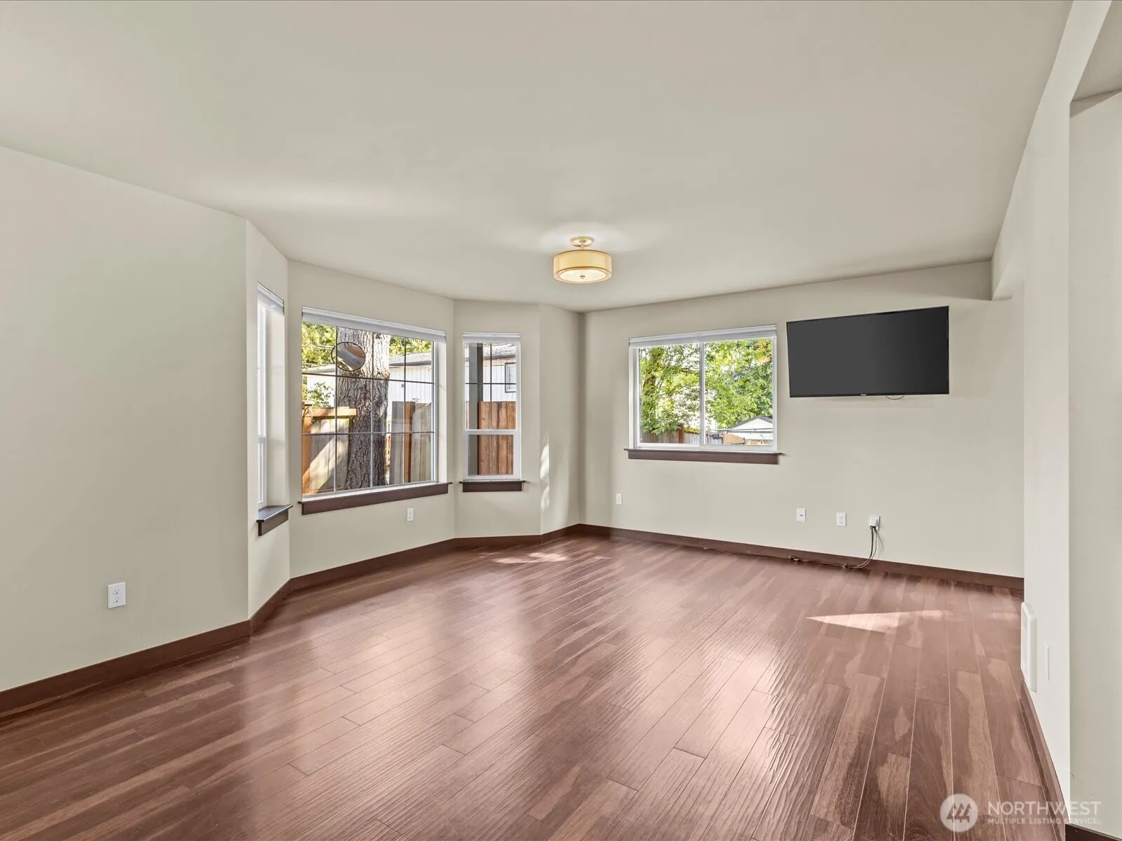 109 203rd Place SW #1, Lynnwood, WA 98036