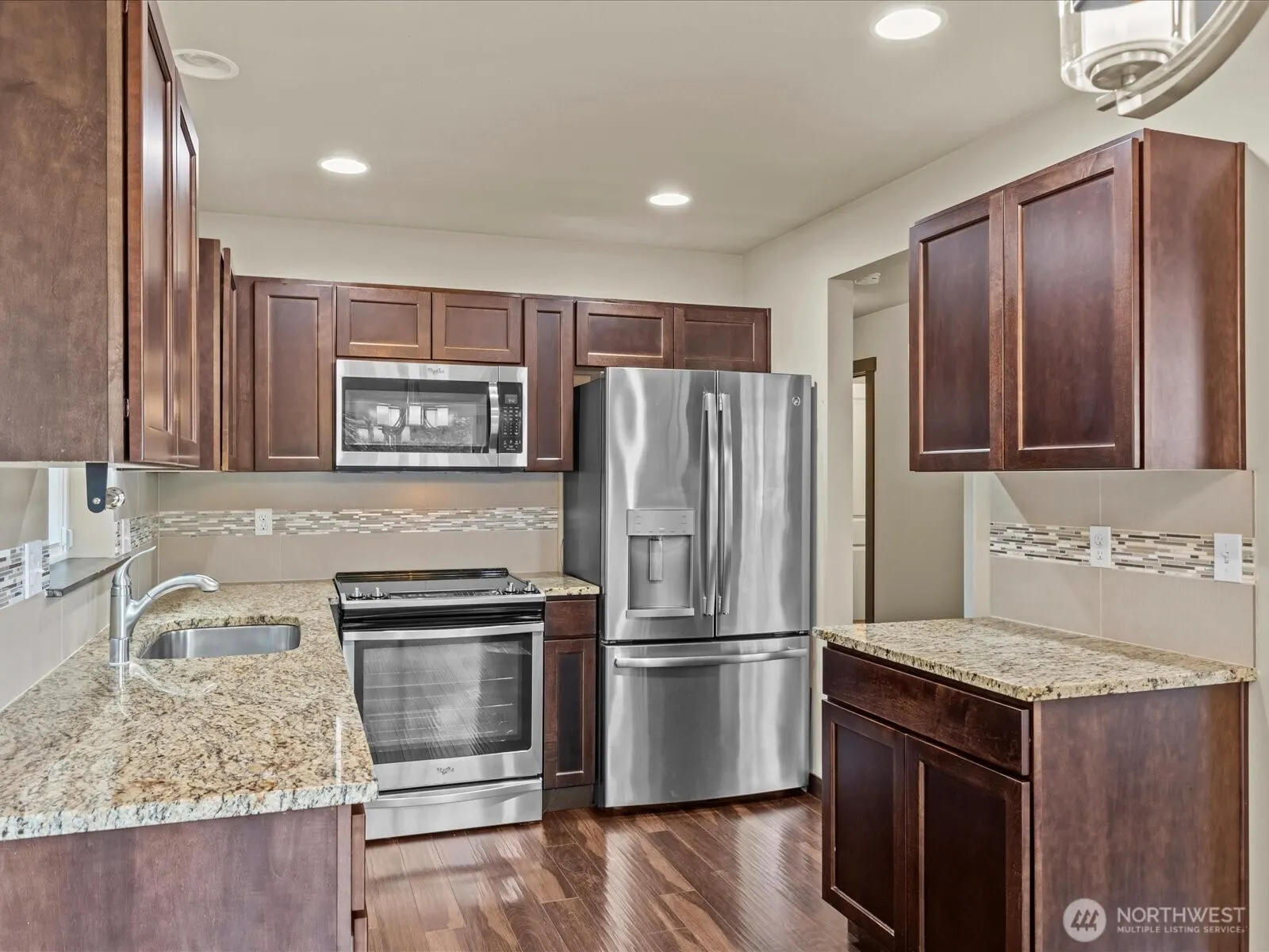 109 203rd Place SW #1, Lynnwood, WA 98036