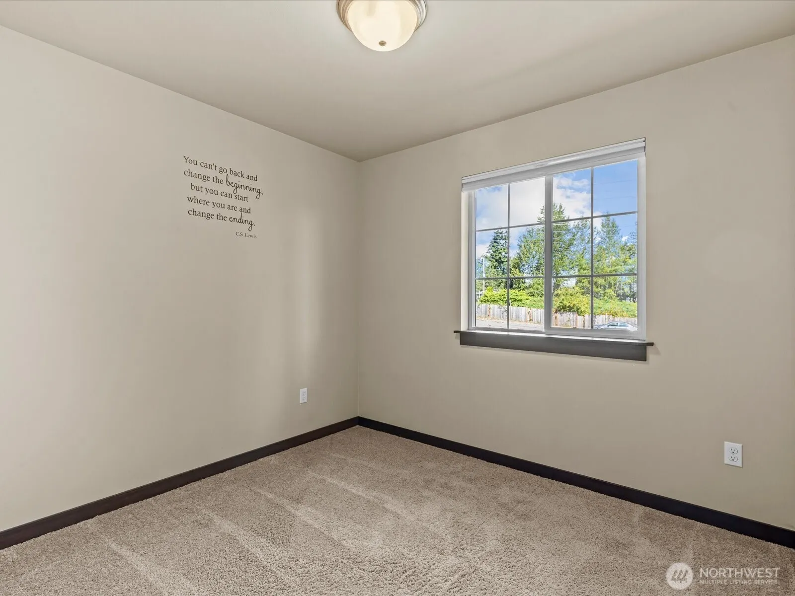 109 203rd Place SW #1, Lynnwood, WA 98036