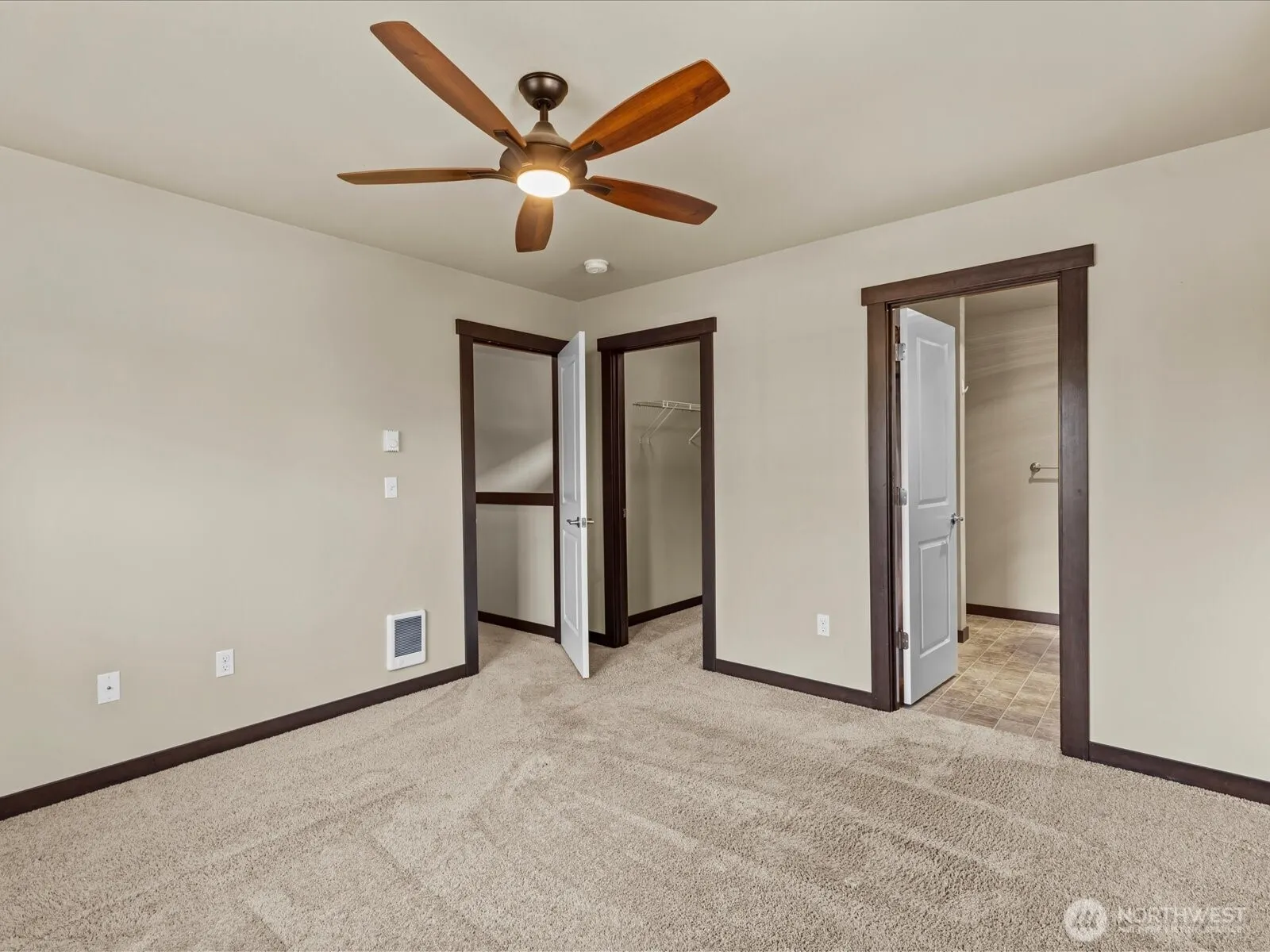 109 203rd Place SW #1, Lynnwood, WA 98036