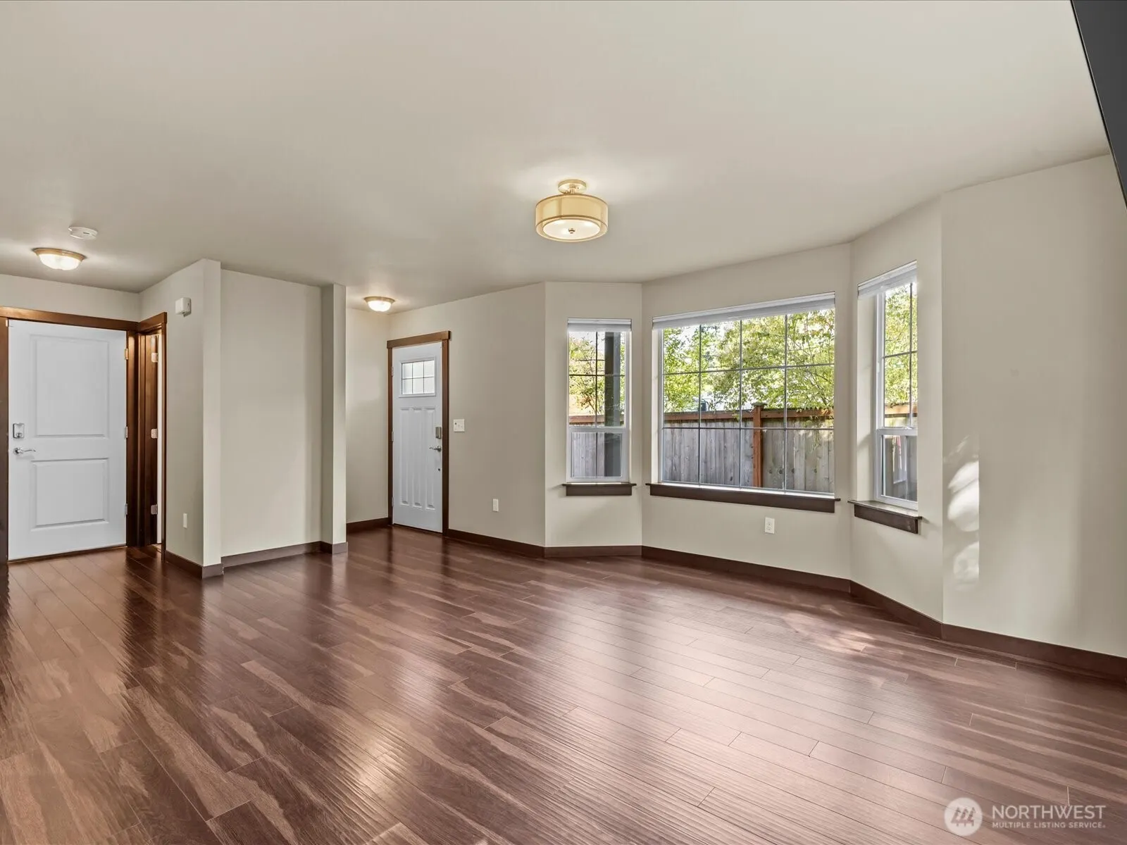 109 203rd Place SW #1, Lynnwood, WA 98036