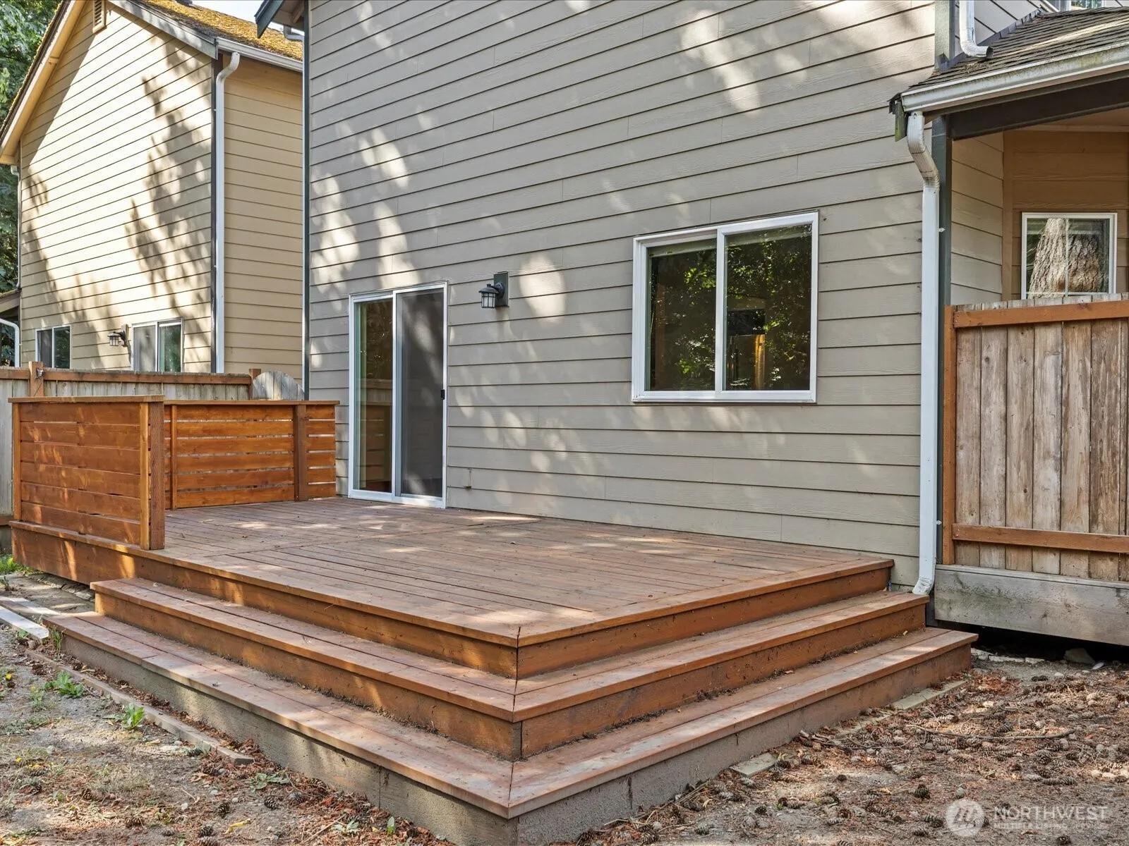 109 203rd Place SW #1, Lynnwood, WA 98036