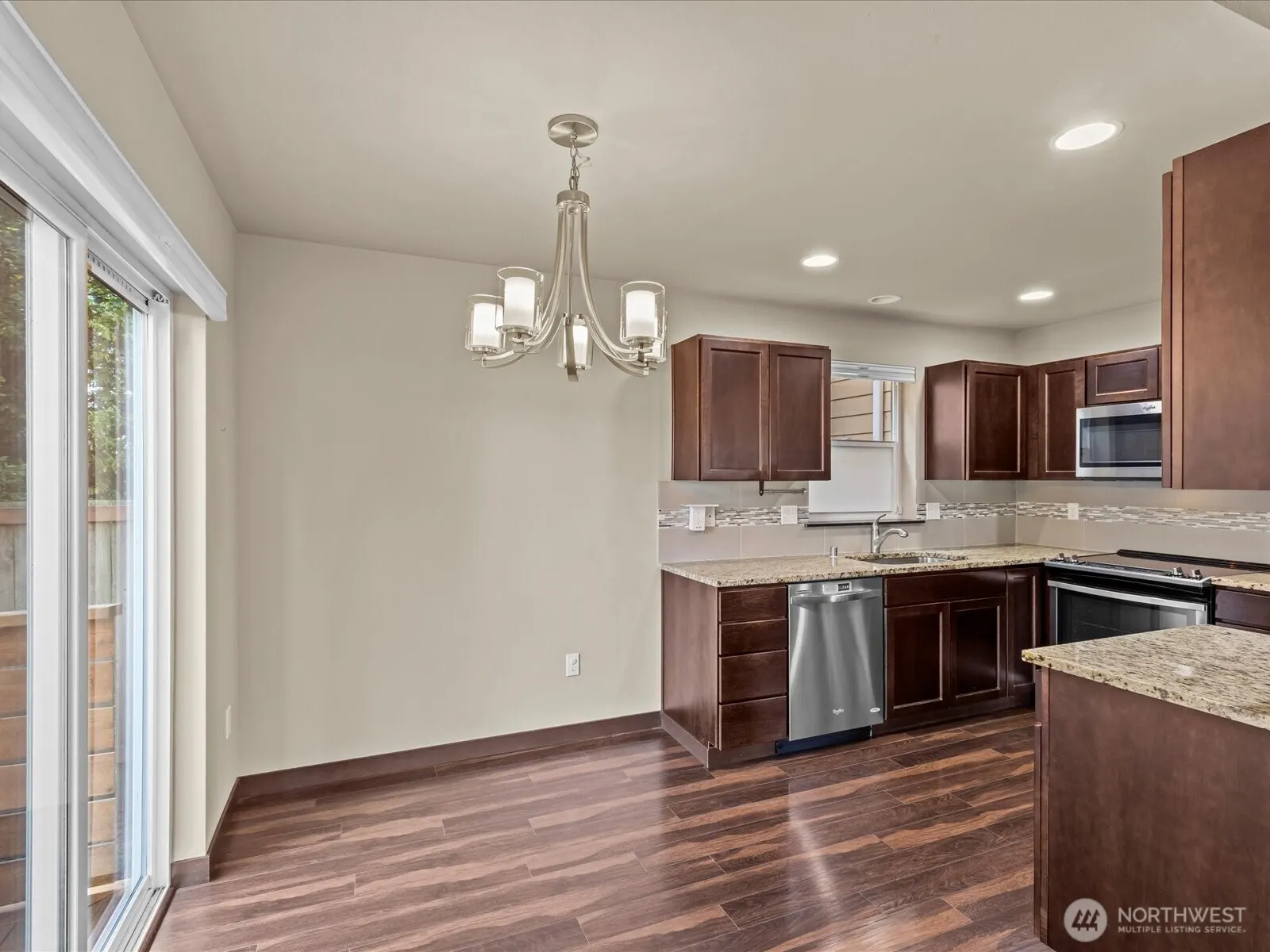 109 203rd Place SW #1, Lynnwood, WA 98036