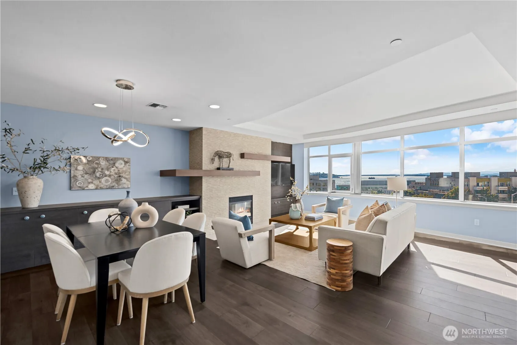 2319 1st Avenue #205, Seattle, WA 98121-3604