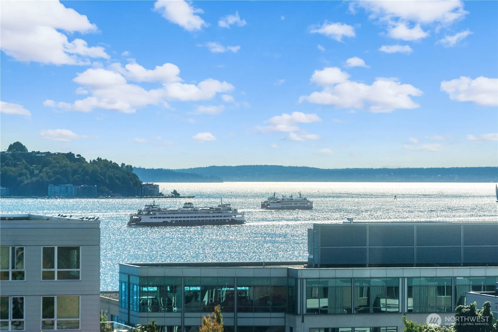 2319 1st Avenue #205, Seattle, WA 98121-3604